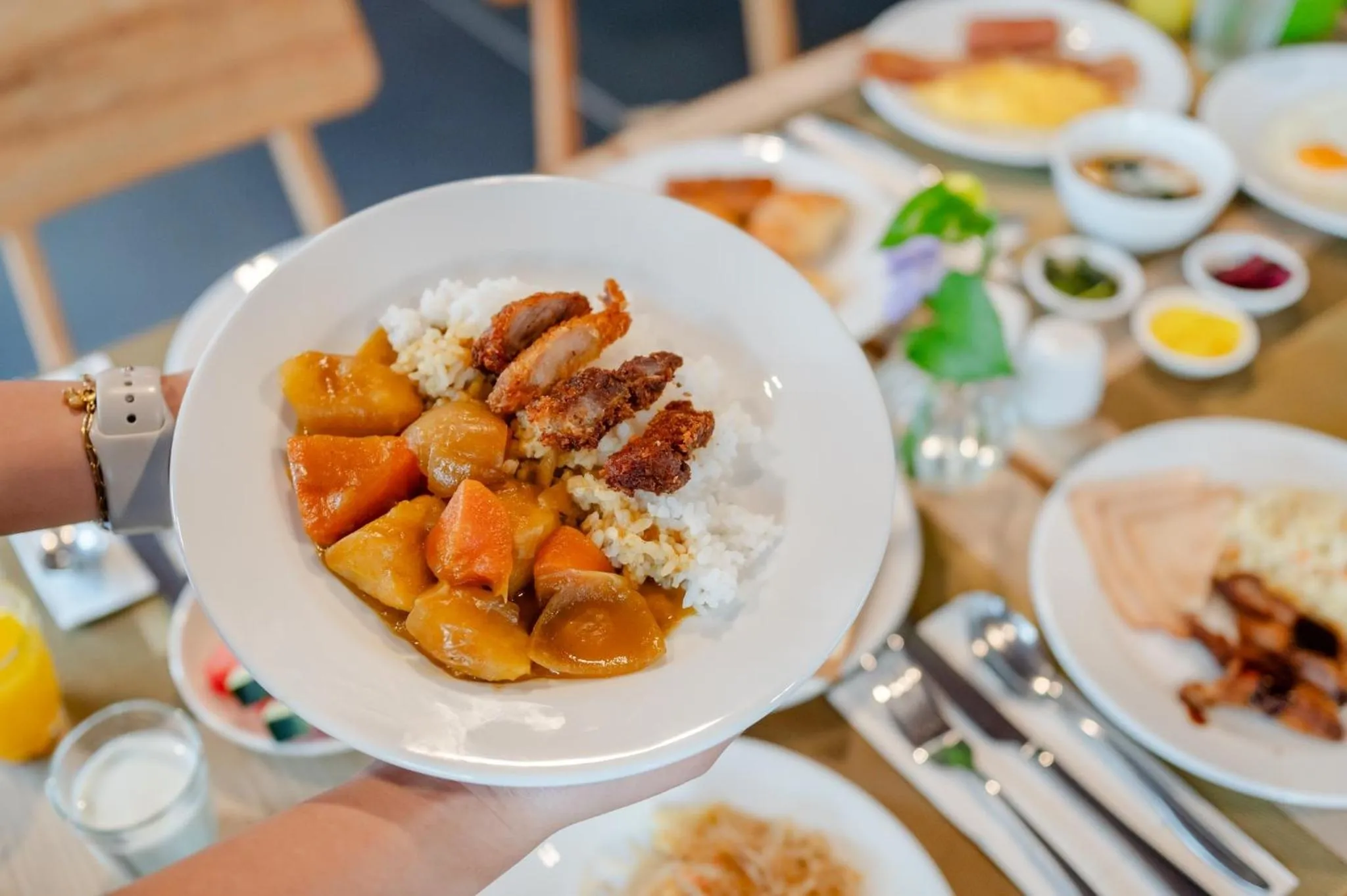 Food in Citadines Grand Central Sri Racha