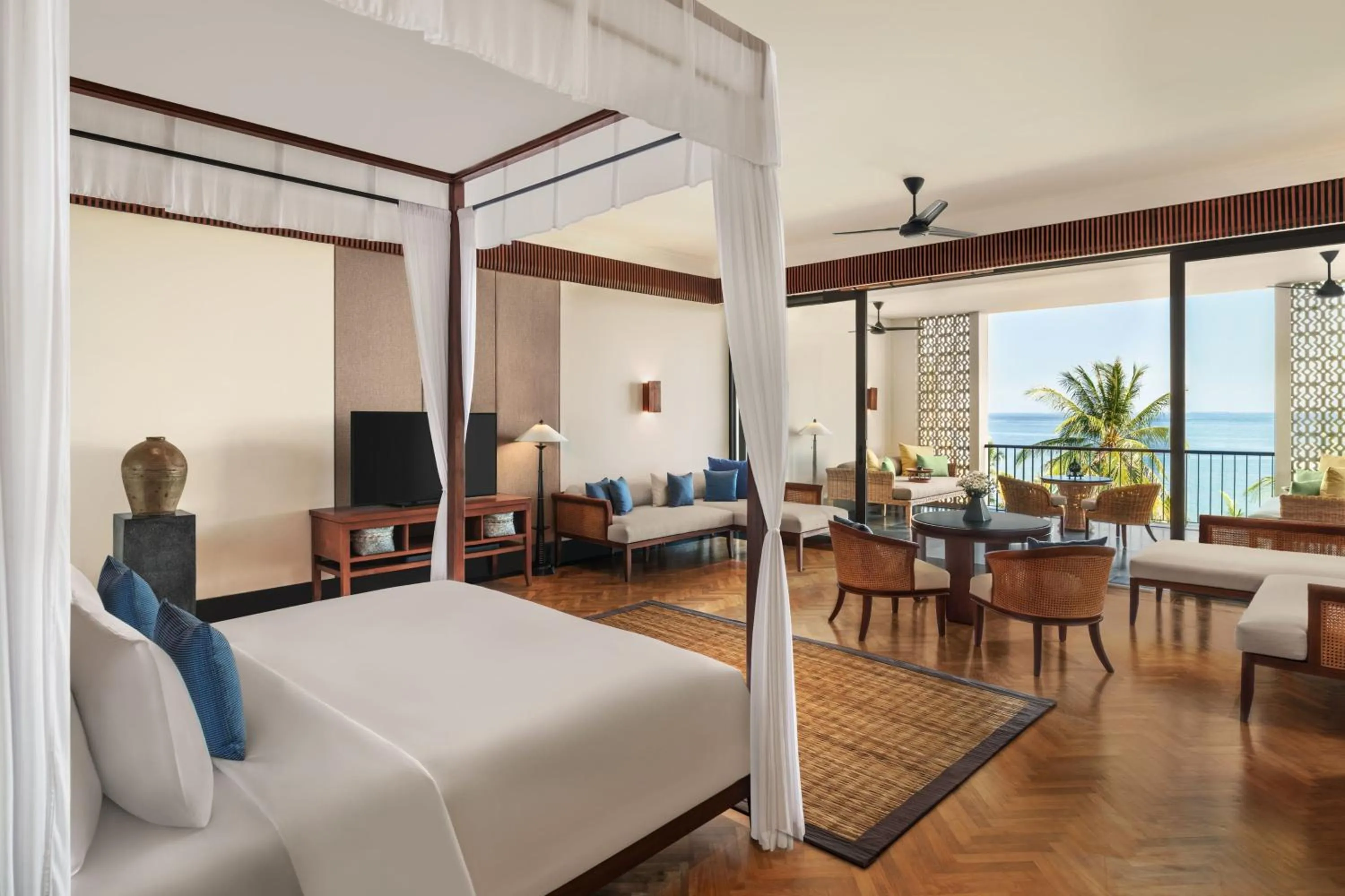 Photo of the whole room, Bed in The Sira, a Luxury Collection Resort and Spa, Lombok