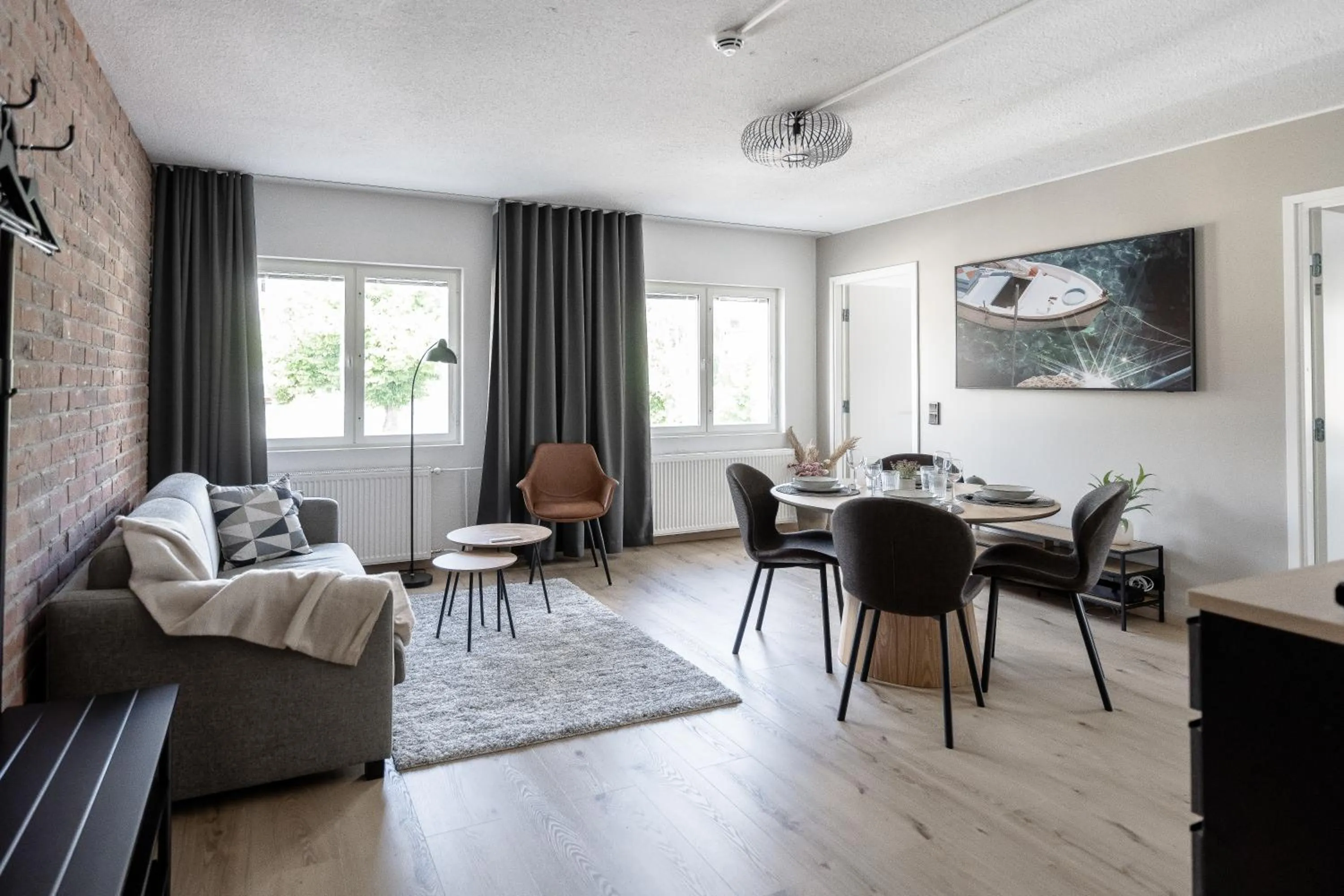 Frans & Frans - Hotel and Apartments by UHANDA