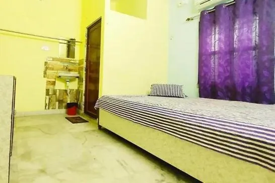 Bed in Amar priya guest house