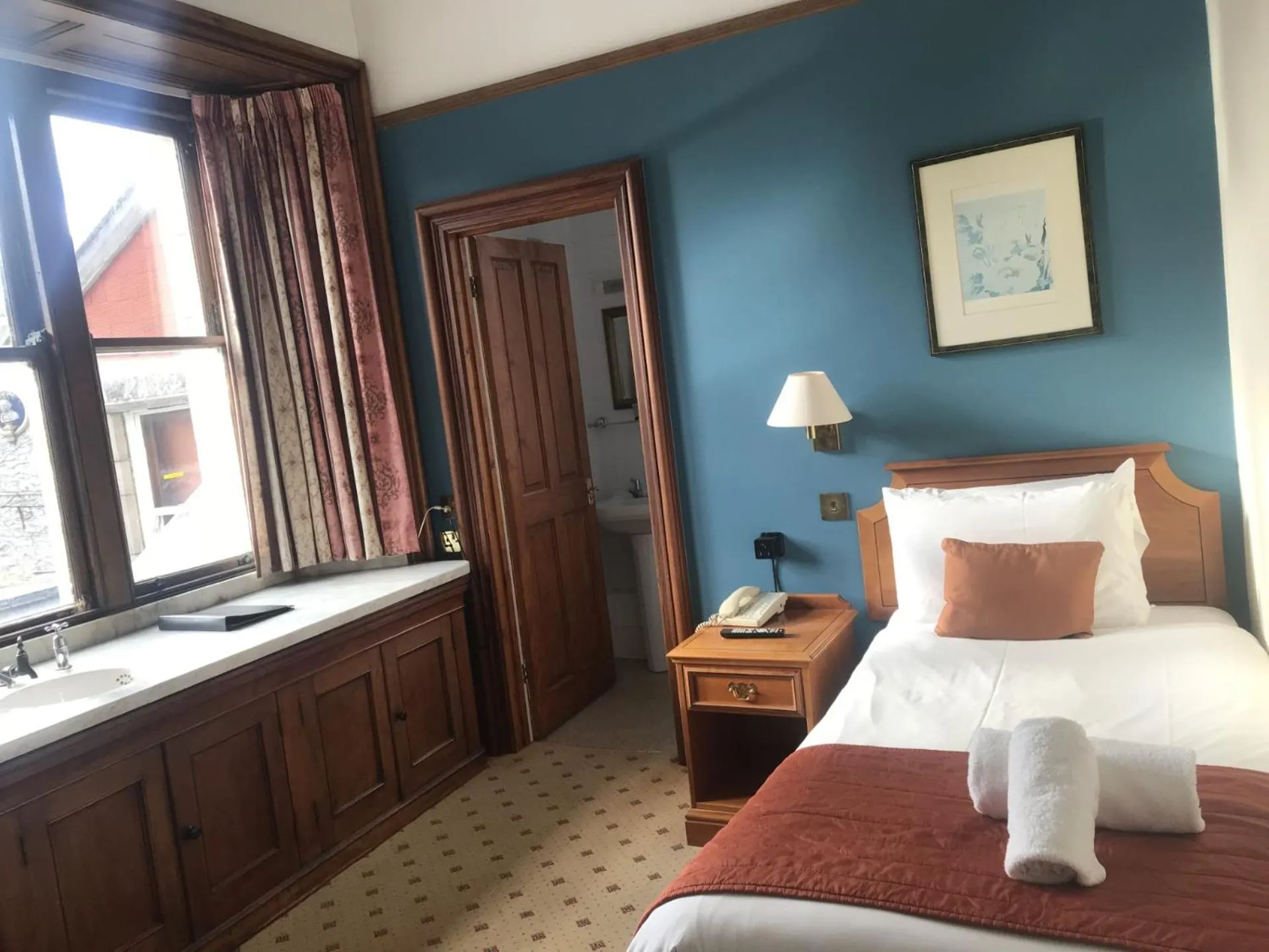 Bed in Purbeck House Hotel & Louisa Lodge