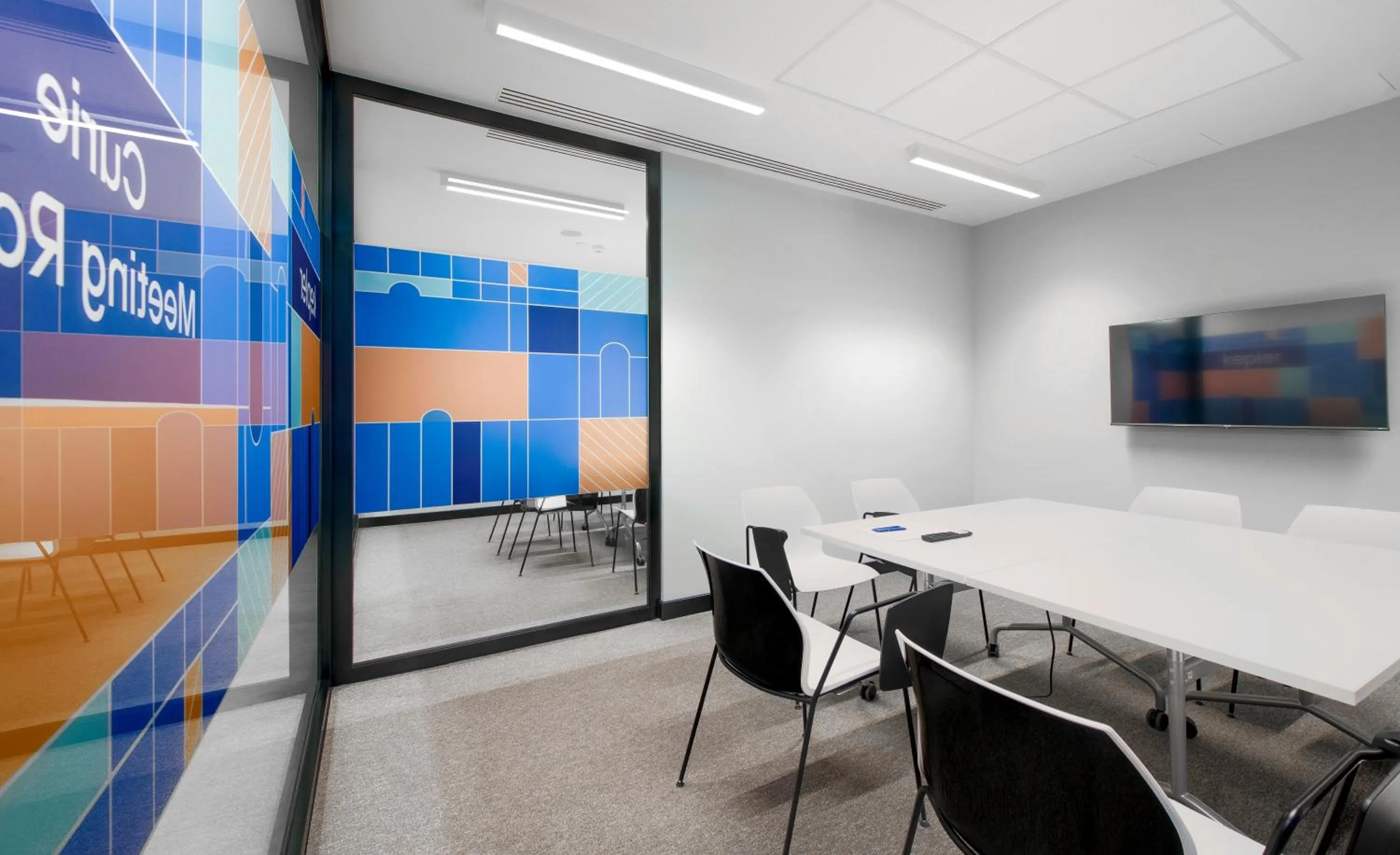 TV and multimedia in Kepler Club Riga Airport Hotel - Landside Public Area