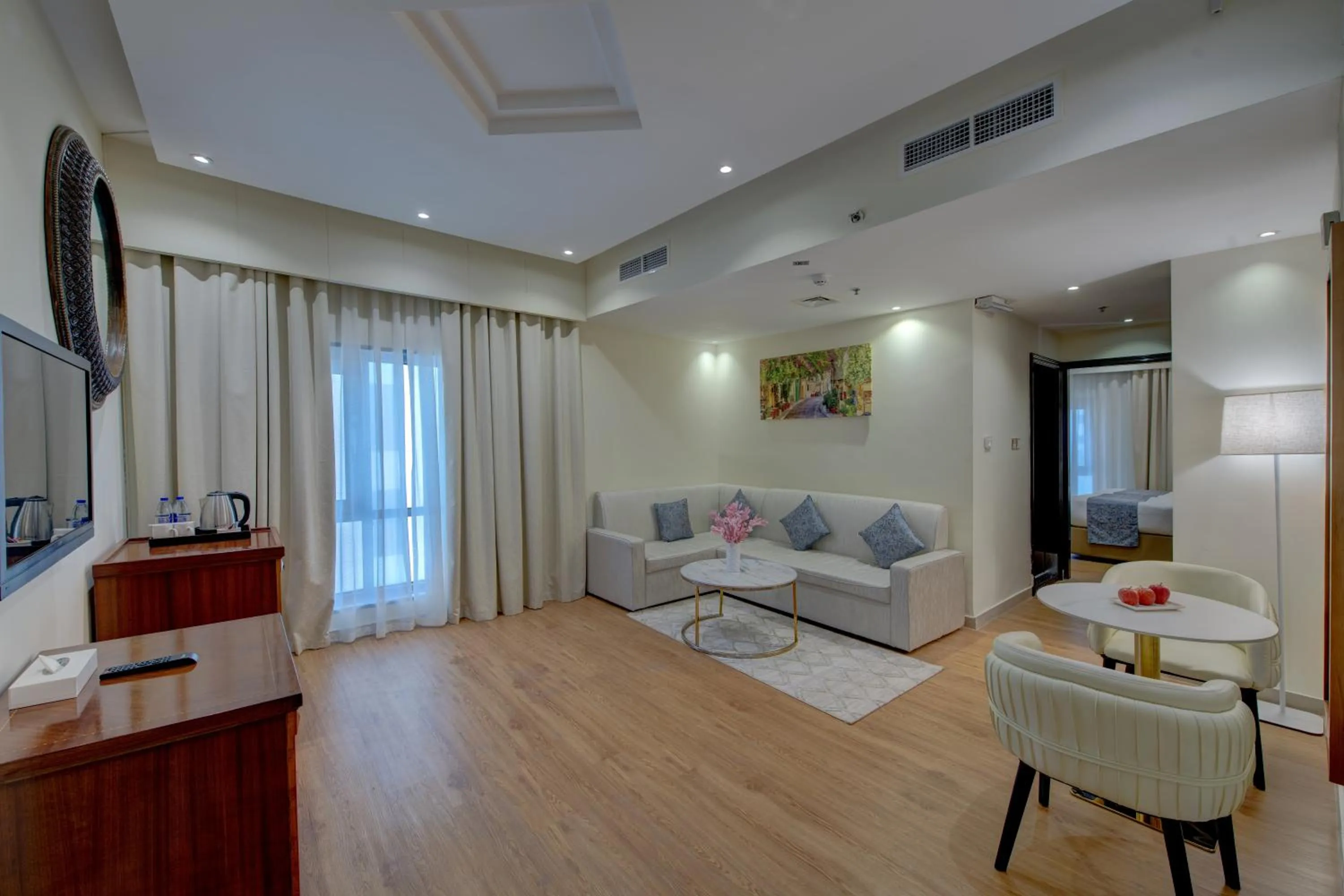 Living room in Vendome Plaza Hotel