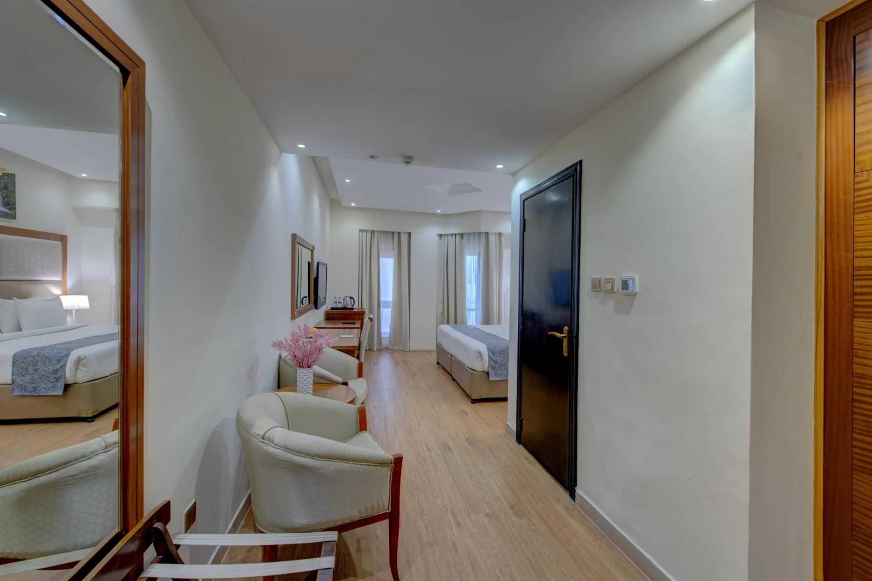 Bedroom in Vendome Plaza Hotel