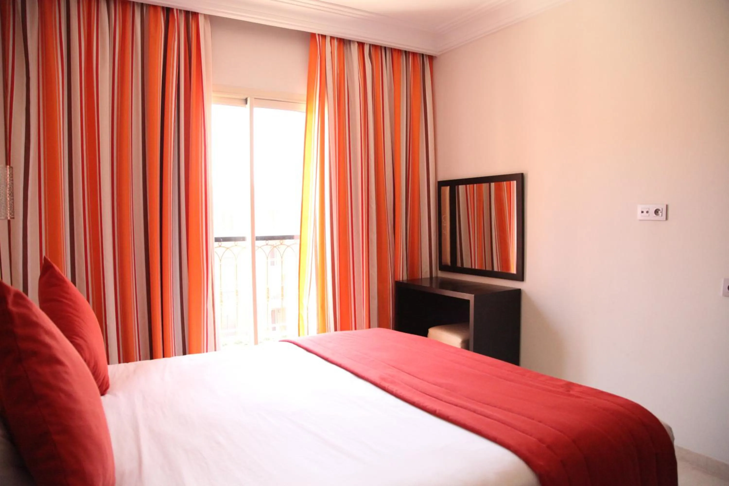 Bedroom, Bed in Palm Appart Hôtel Marrakech