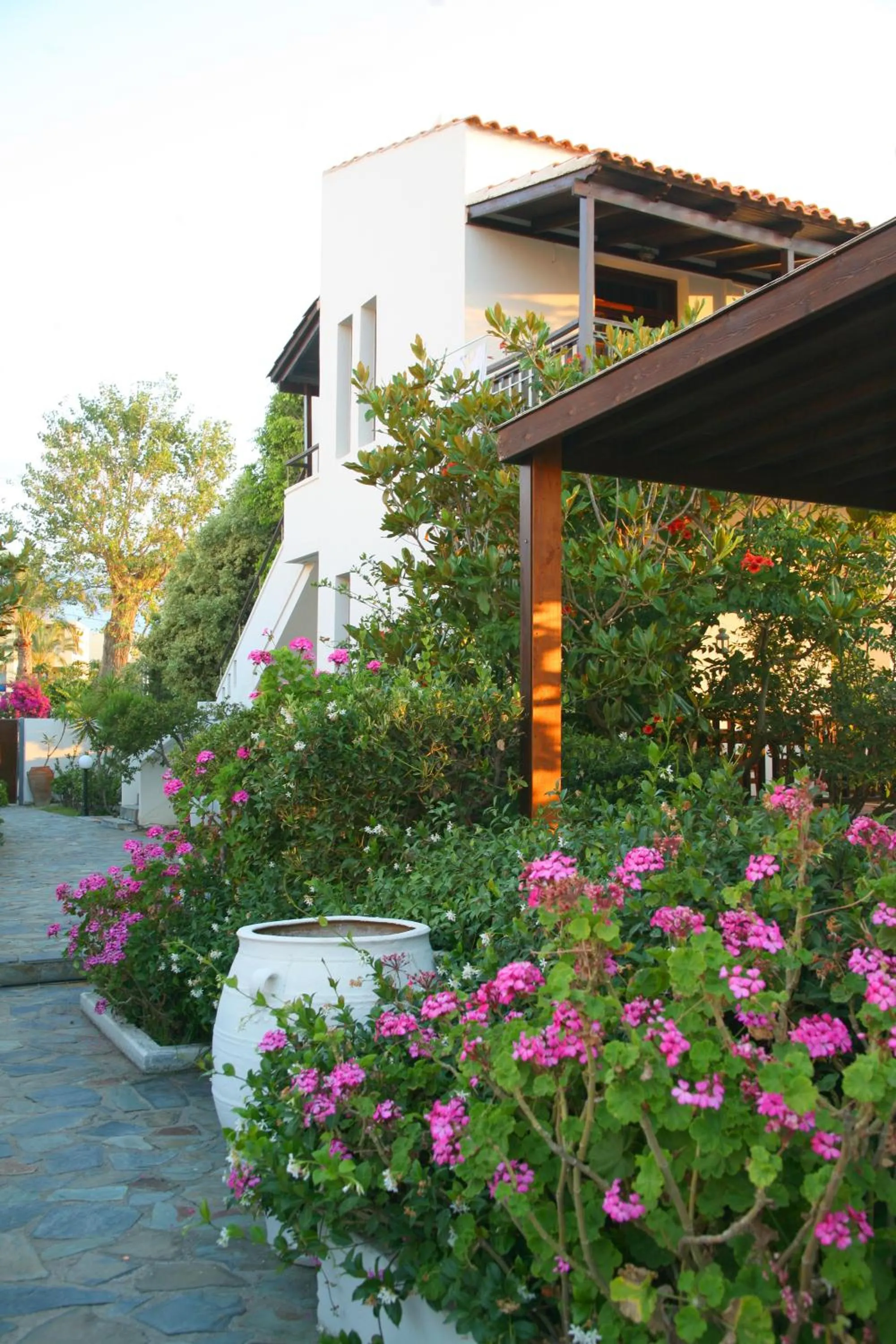 Facade/entrance in Proimos Maisonnettes