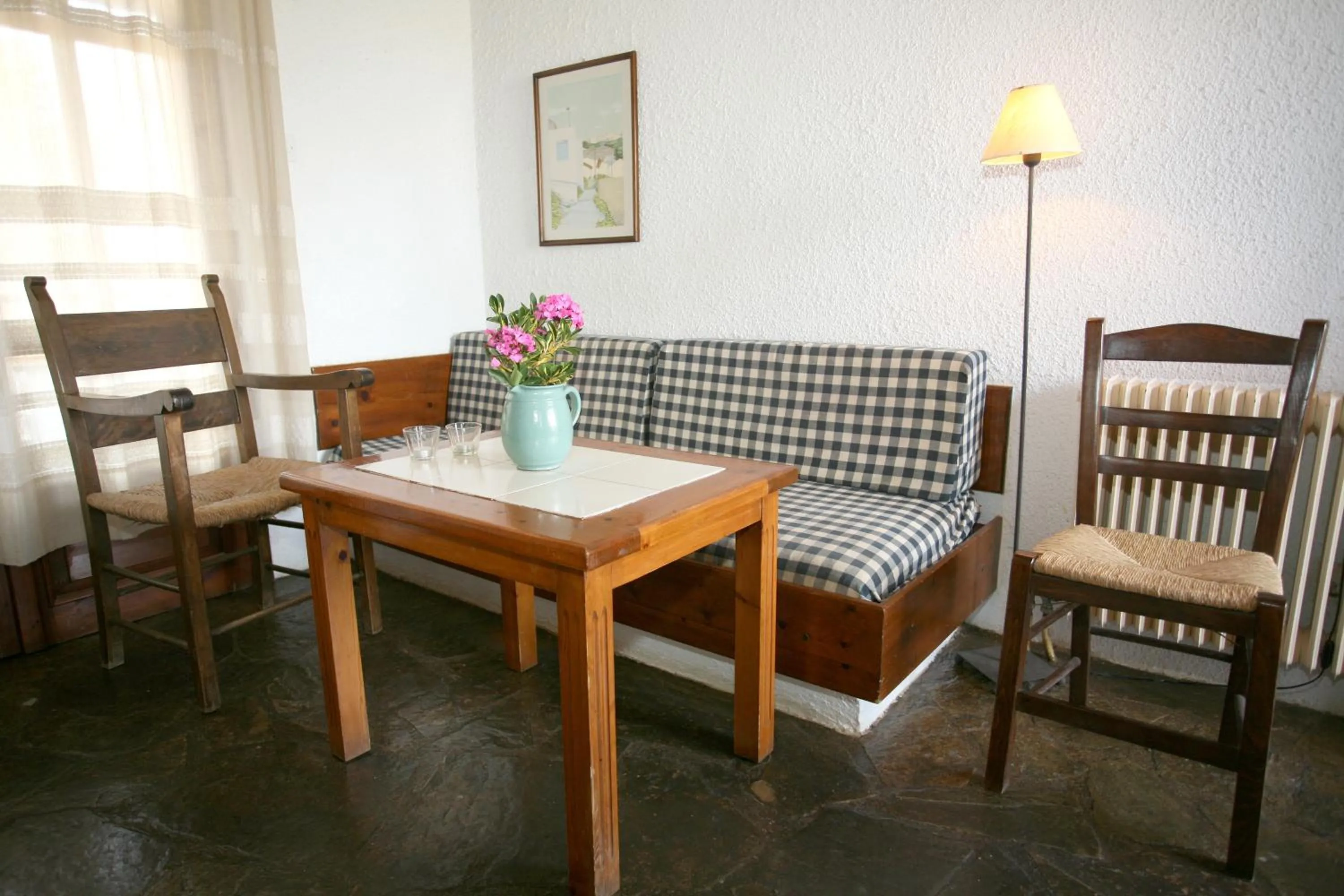 Kitchen or kitchenette in Proimos Maisonnettes