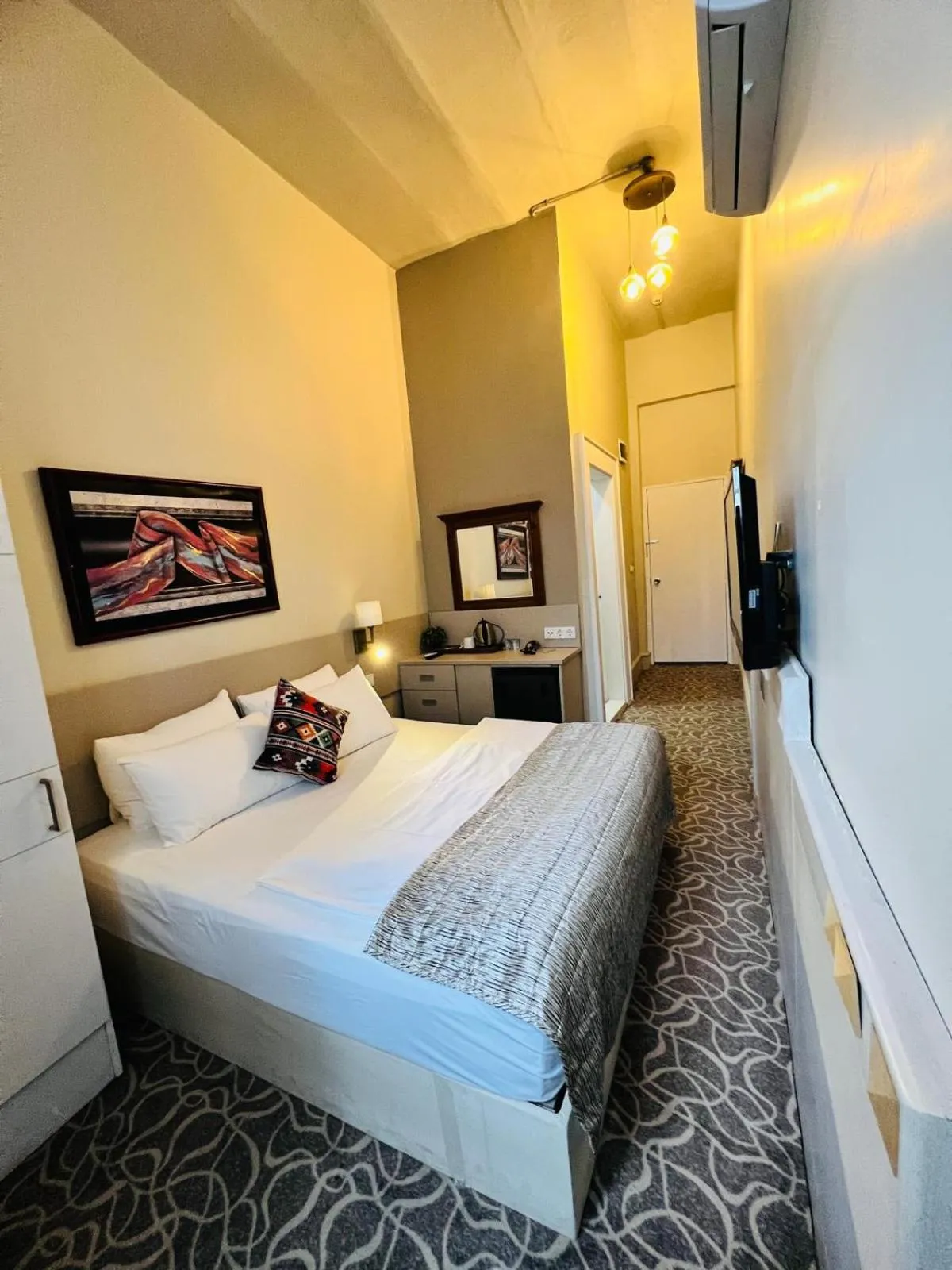 Bedroom, Bed in Aria Palace Taksim