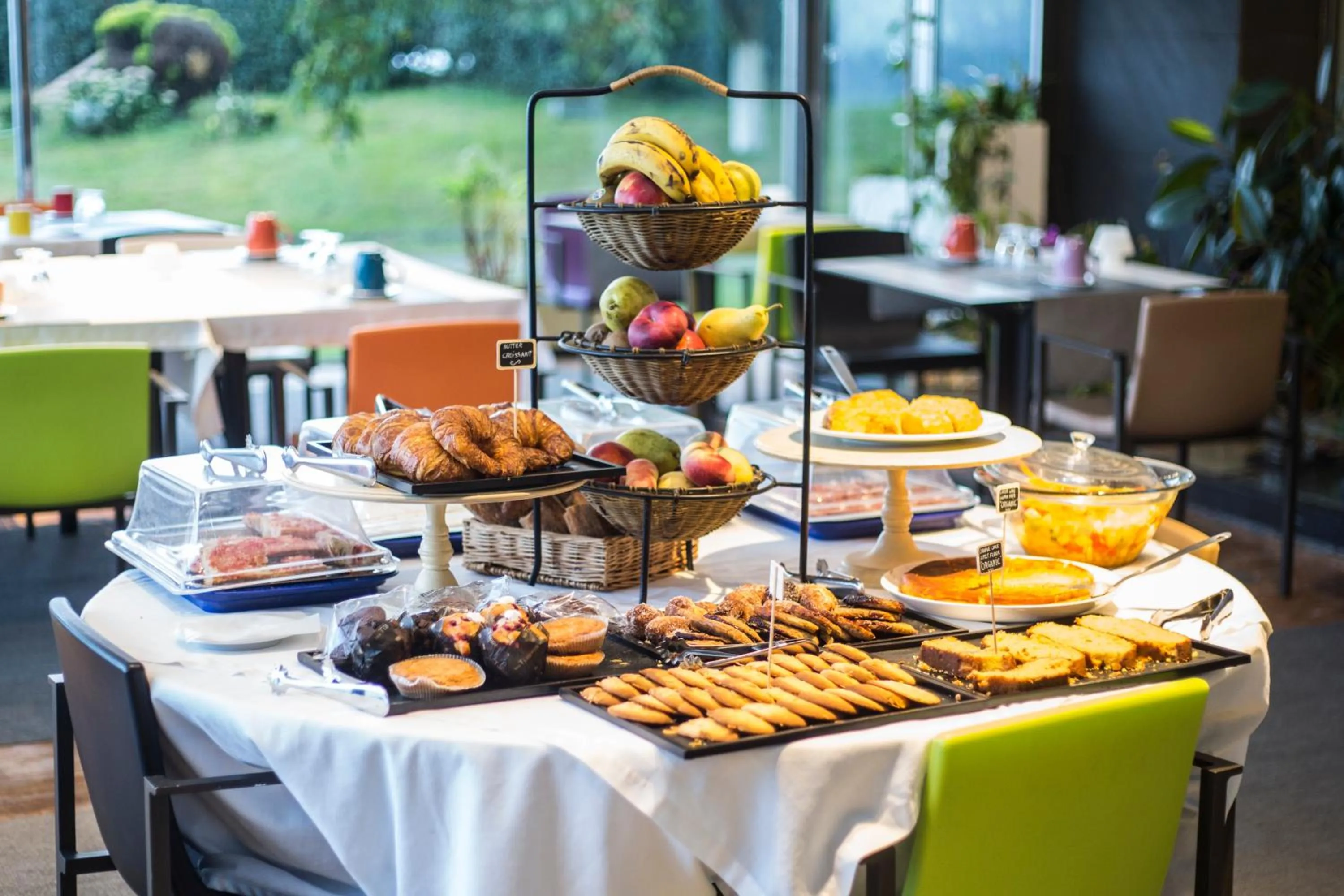 Food and drinks in Hotel Arbe