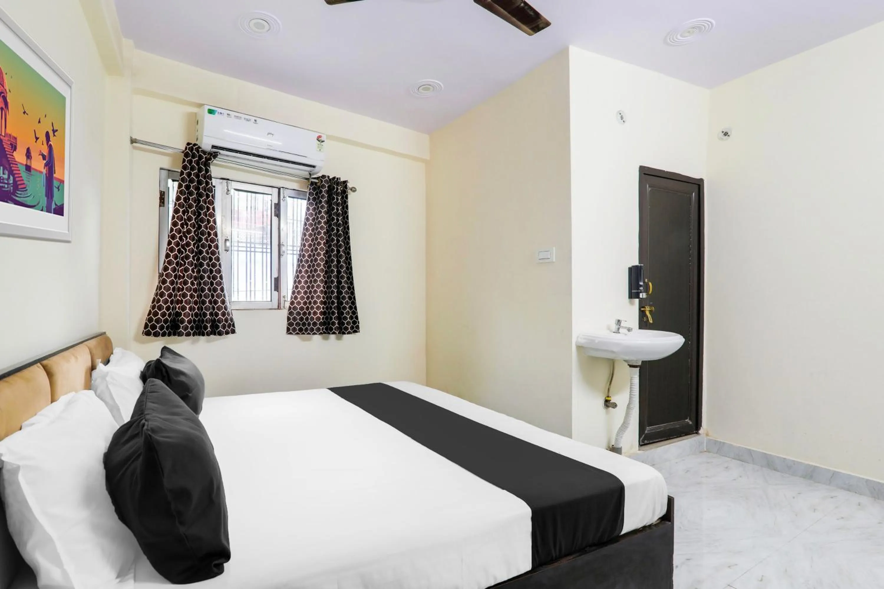 Bedroom, Bed in Hotel O Ramam