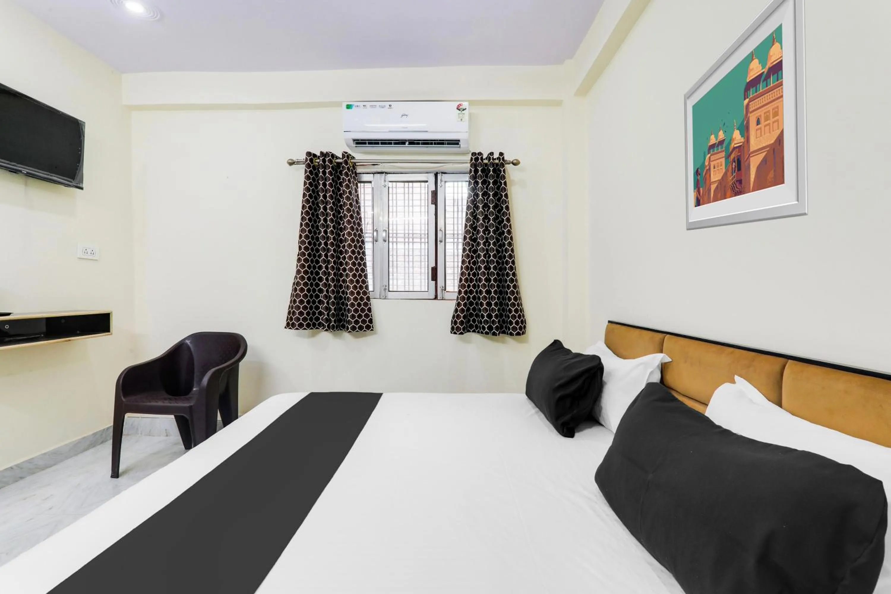 Bedroom, Bed in Hotel O Ramam