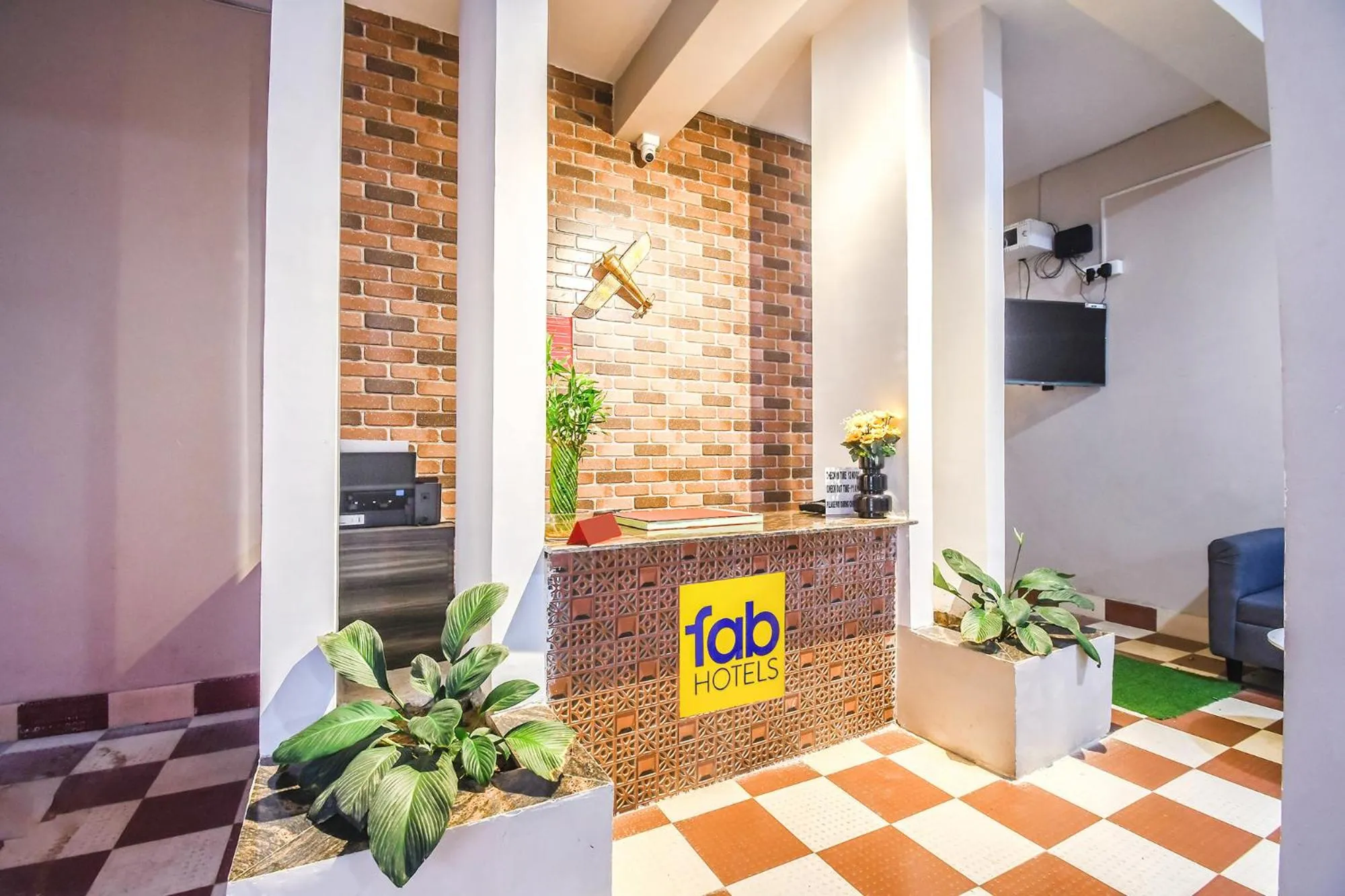 Lobby or reception in FabHotel Airport Residency I