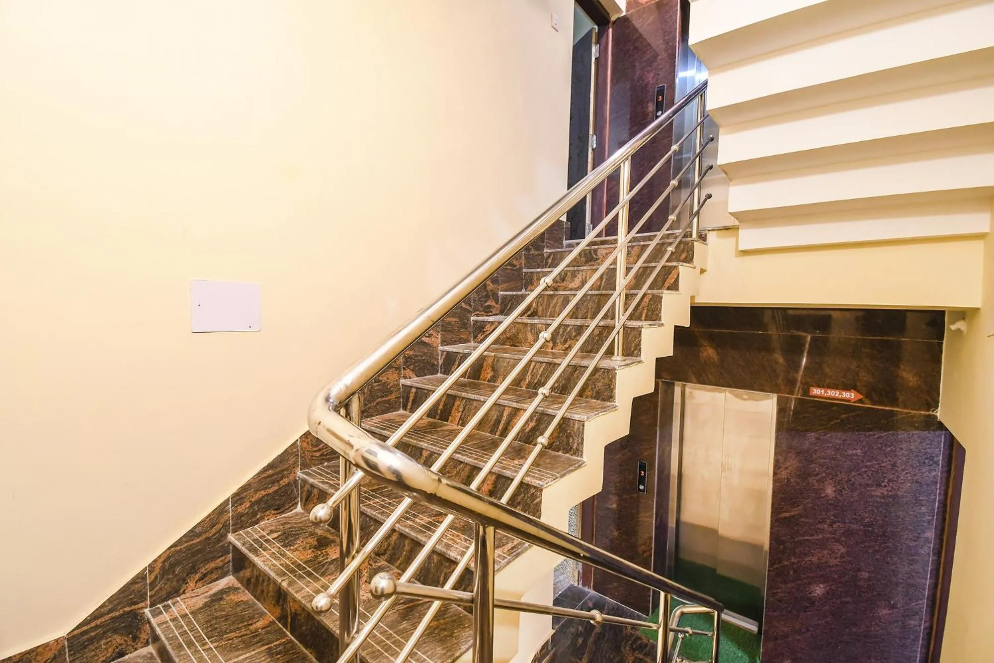 Lobby or reception in FabHotel Airport Residency I