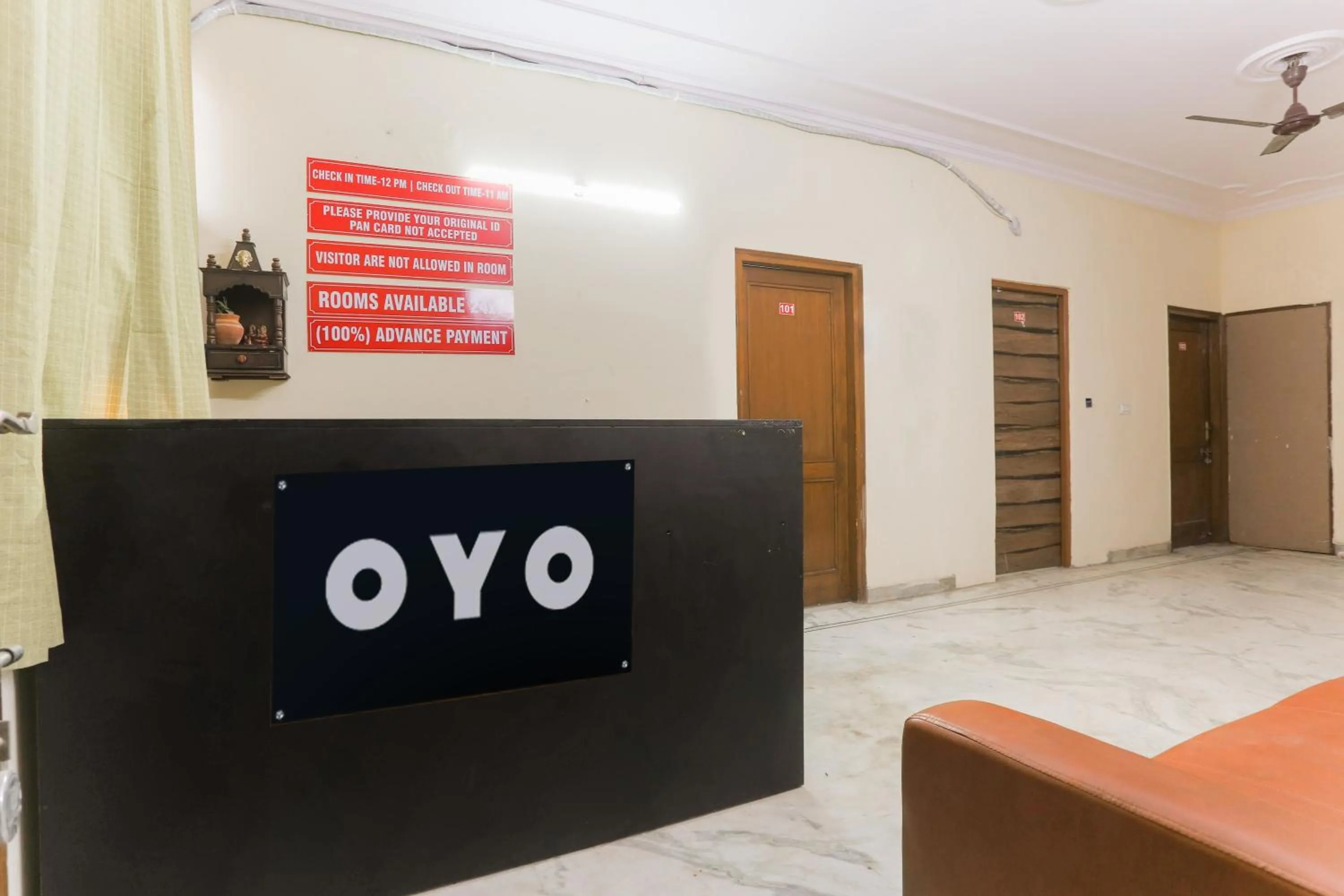 Lobby or reception in Hotel O JPS DC RESIDENCY