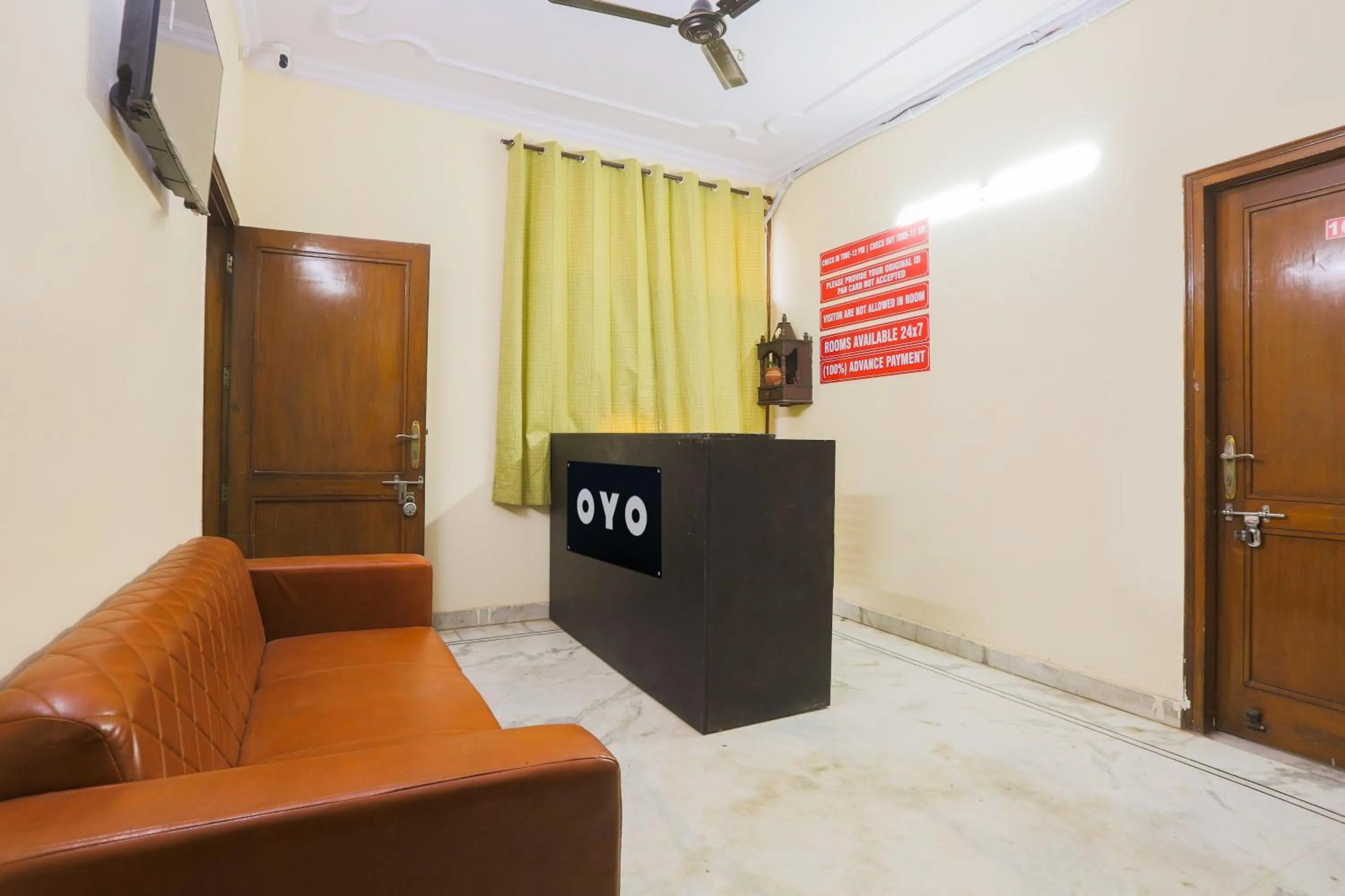 Lobby or reception in Hotel O JPS DC RESIDENCY