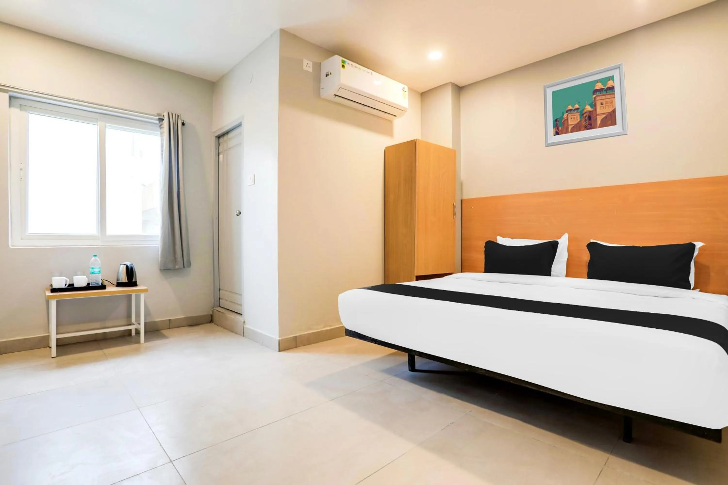 Bedroom, Bed in Super Collection O RBS ECIL