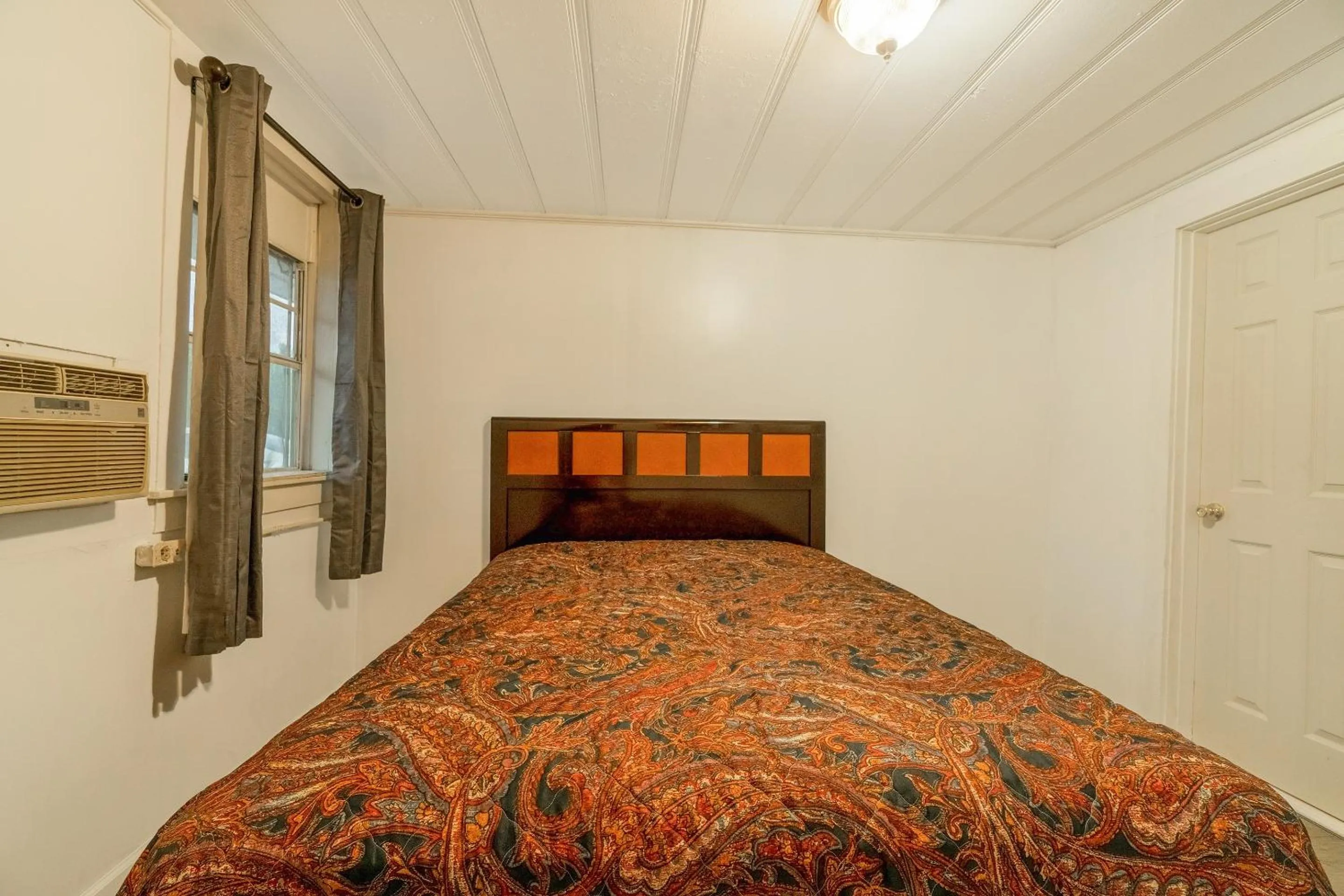 Bedroom, Bed in Budget Inn By OYO Palestine TX Hwy 79