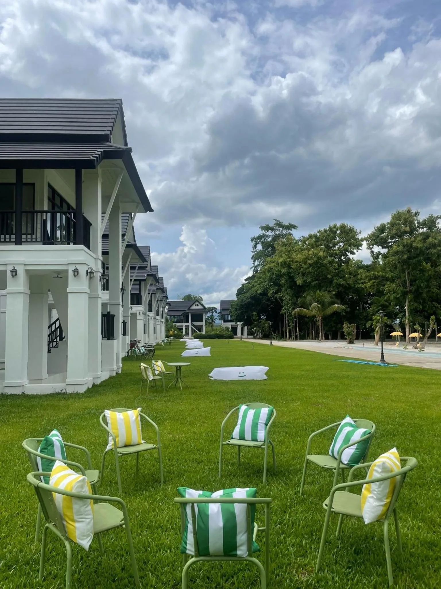 Waste Land Homestay & Resort Chiangmai