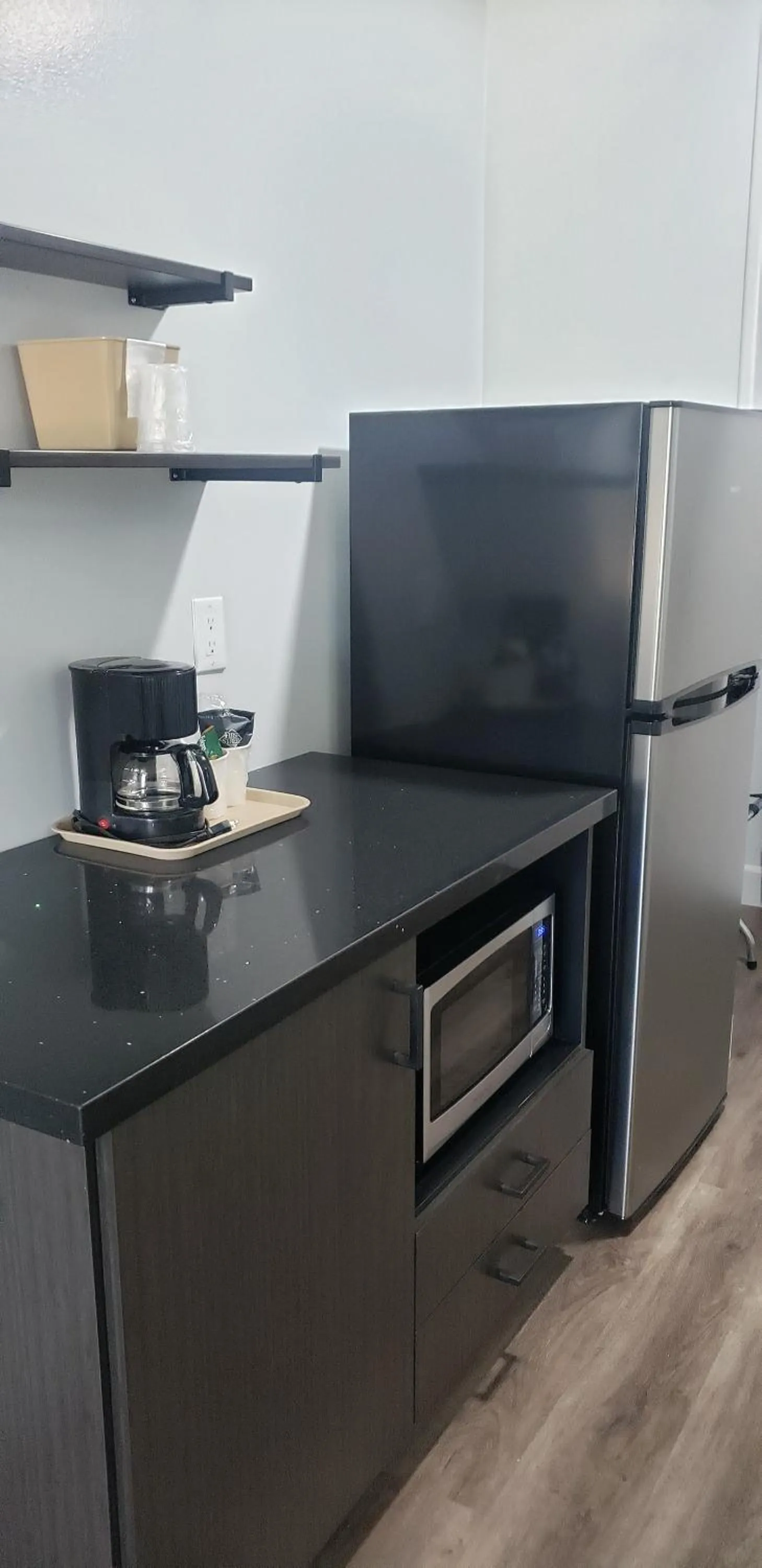 Kitchen or kitchenette in Studio 6 Suites Hesperia, CA West Main Street I 15