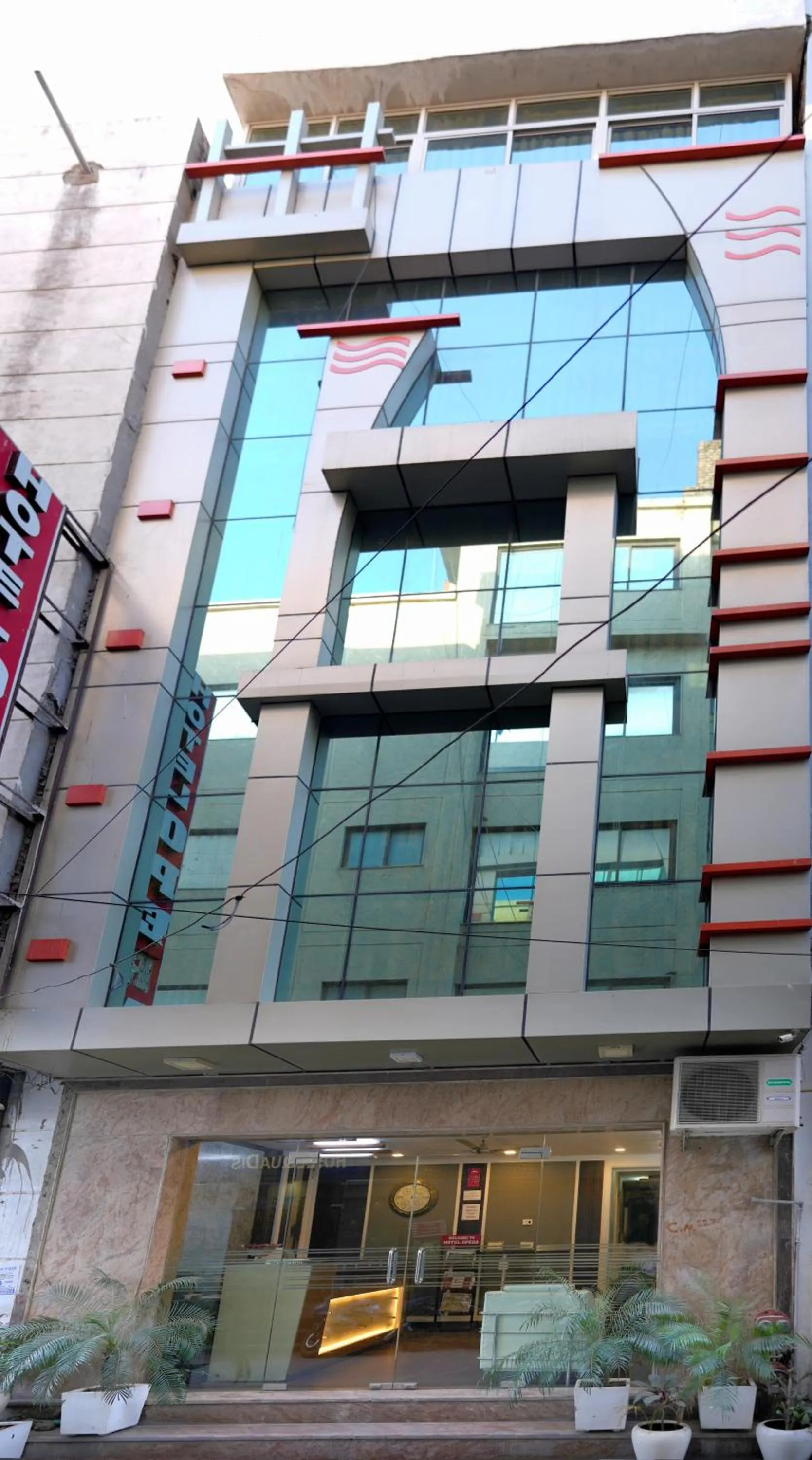 Property building in Hotel Opera Mahipalpur- Delhi Airport