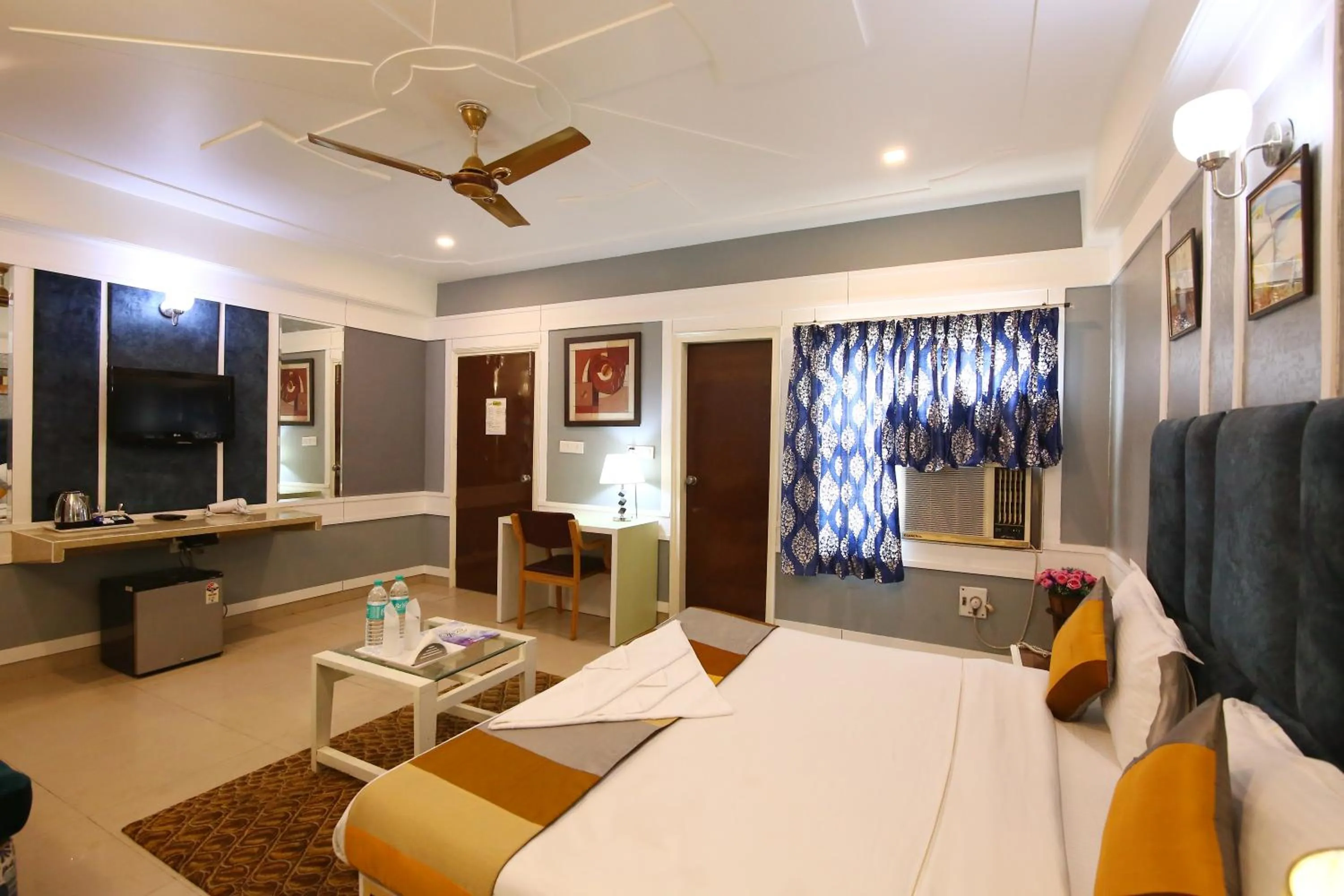 Bed in Hotel Opera Mahipalpur- Delhi Airport