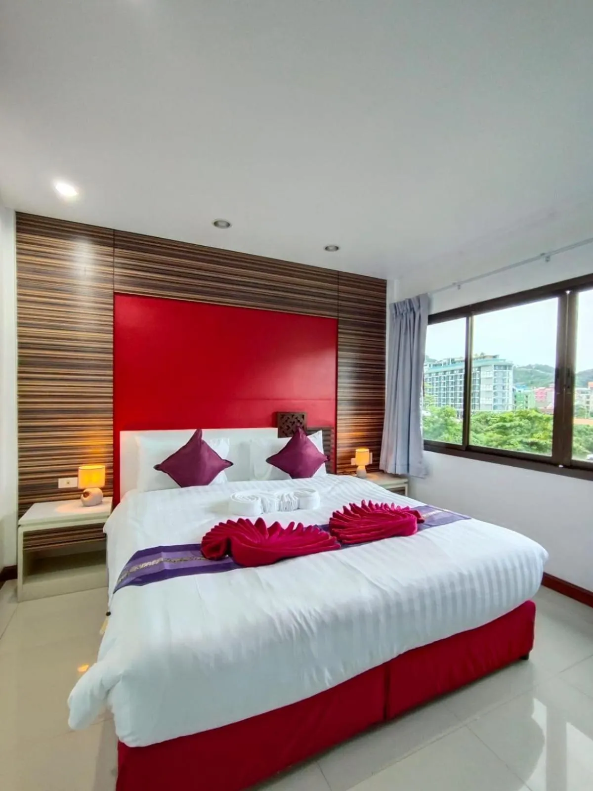 View (from property/room), Bed in Patong Max Value Hotel