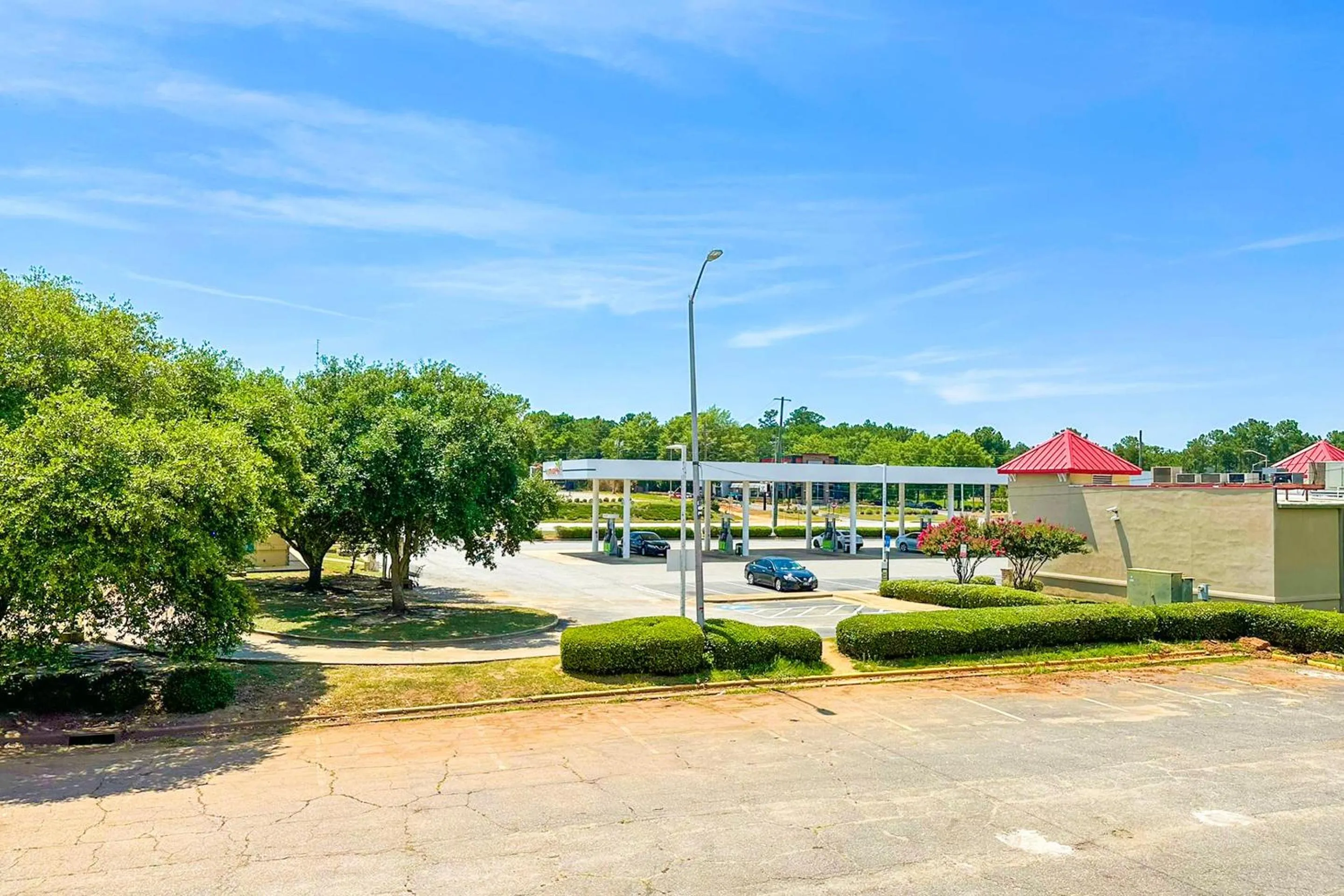 Facade/entrance in Sunrise Inn By OYO Albany