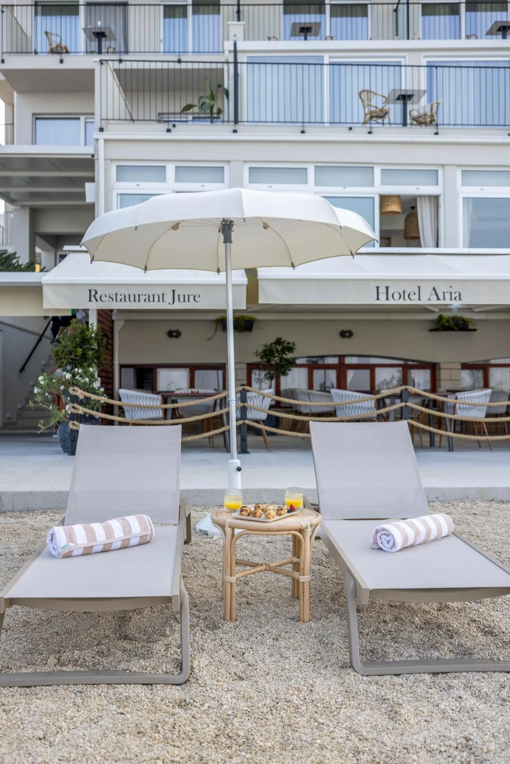 sunbed in Hotel Aria