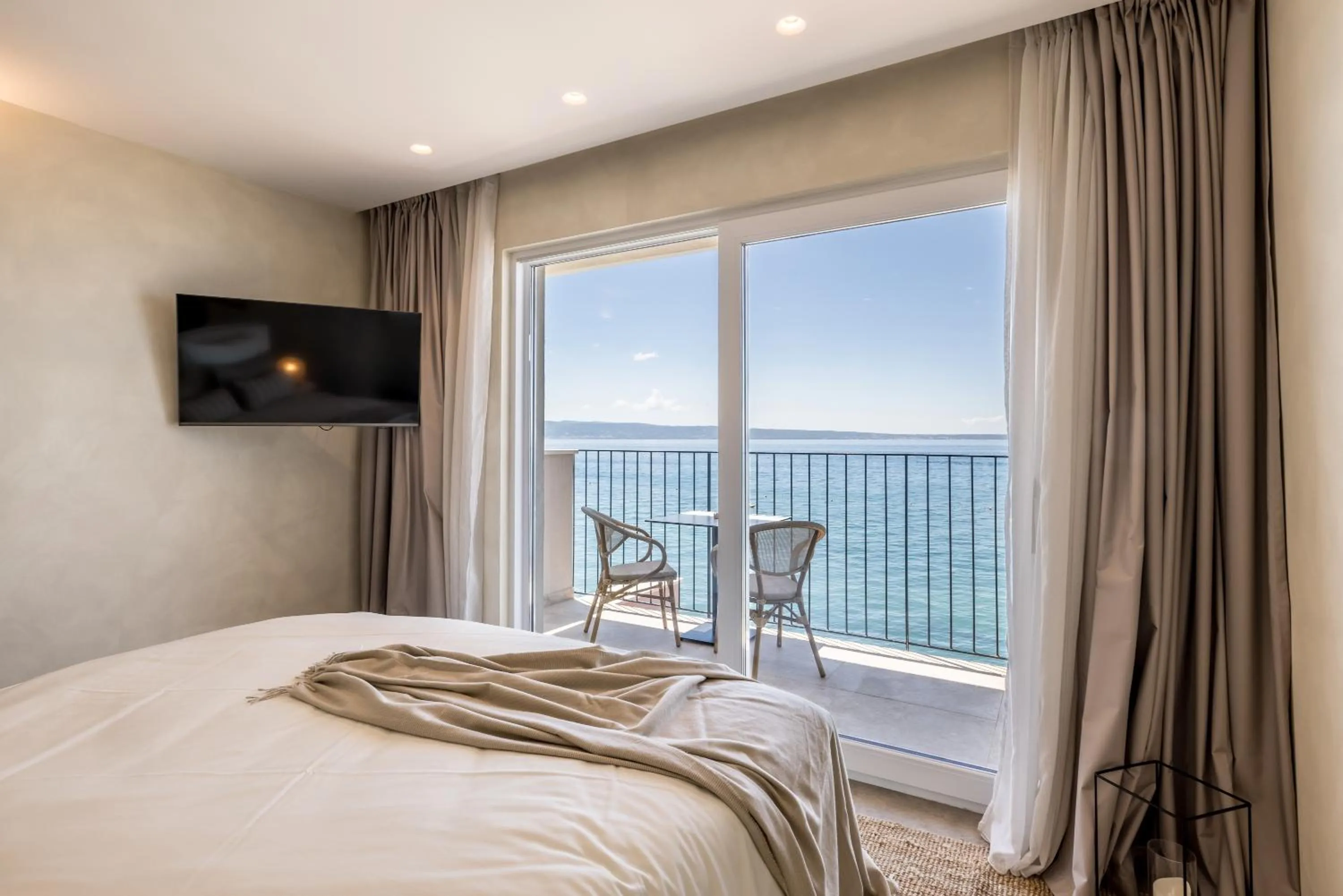 TV and multimedia, Bed in Hotel Aria