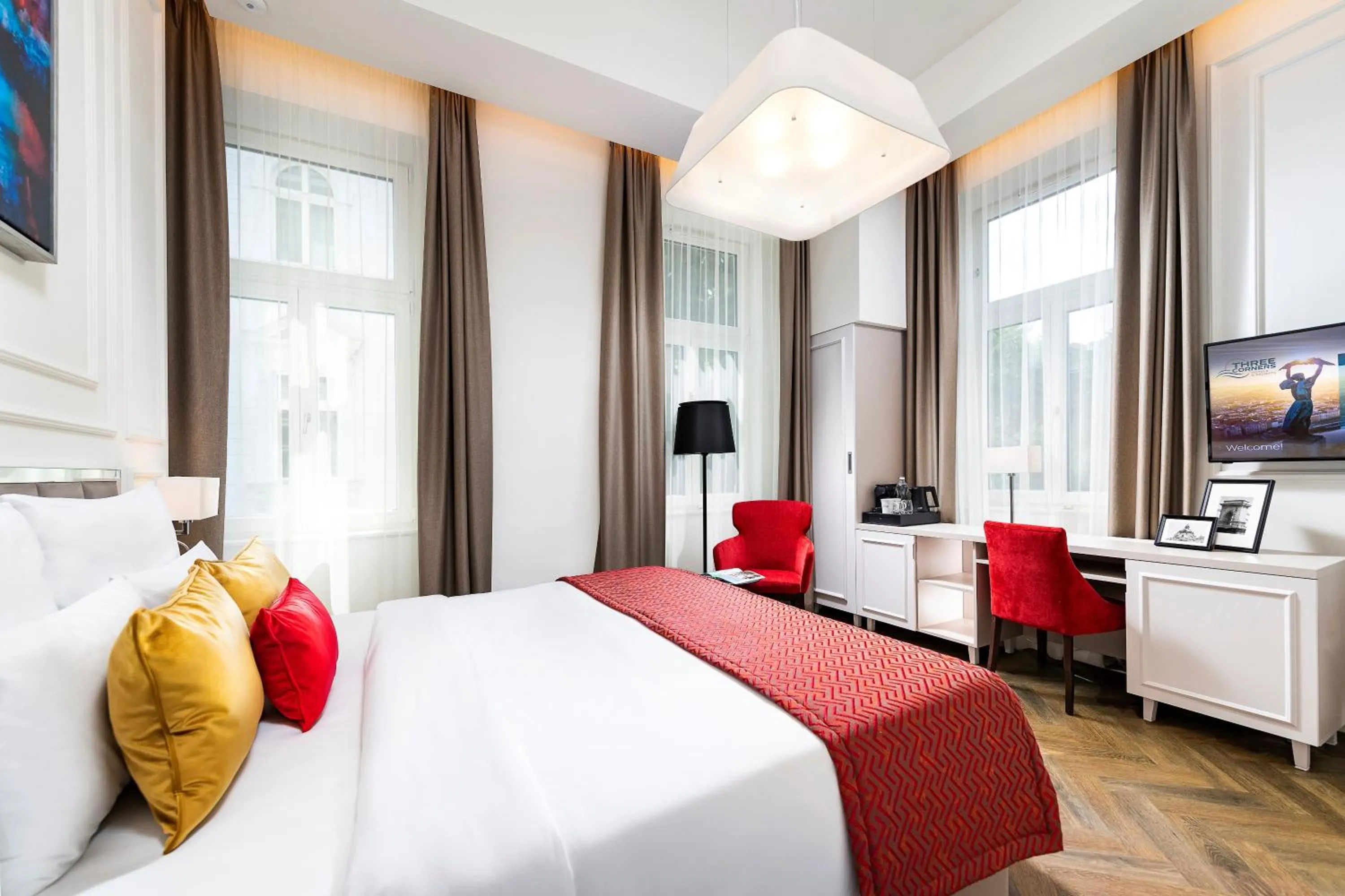 Bed in Three Corners Avenue Hotel