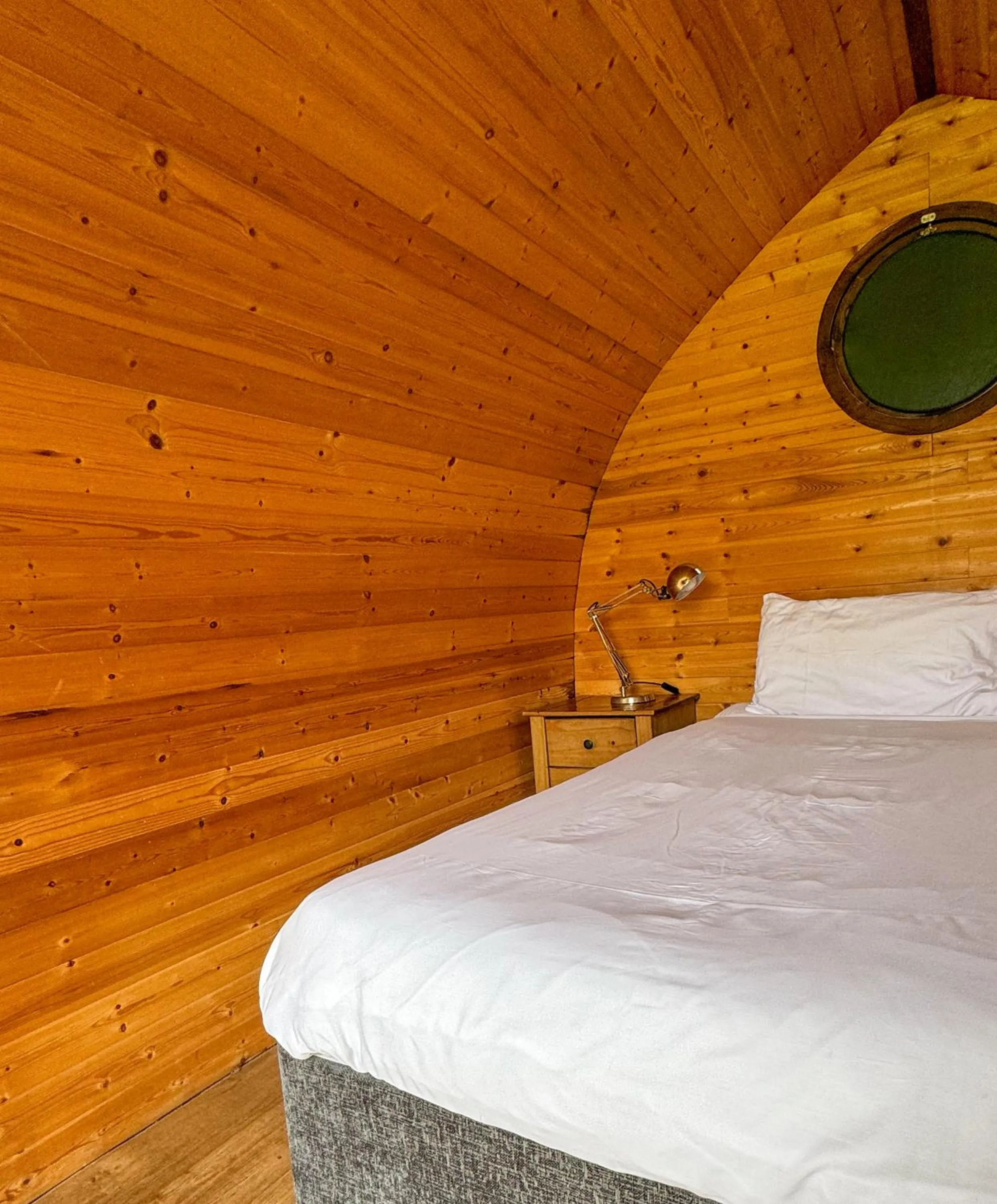Bed in Rodway Hill Golf & Eco Pod Hotel