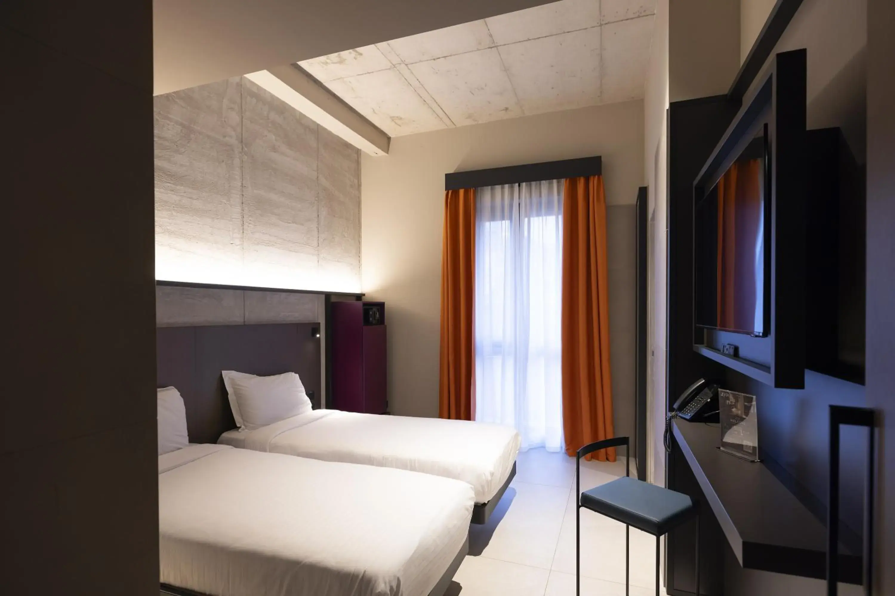 Twin Room in Joy 124 Hotel Milano Twin Room in Joy 124 Hotel Milano