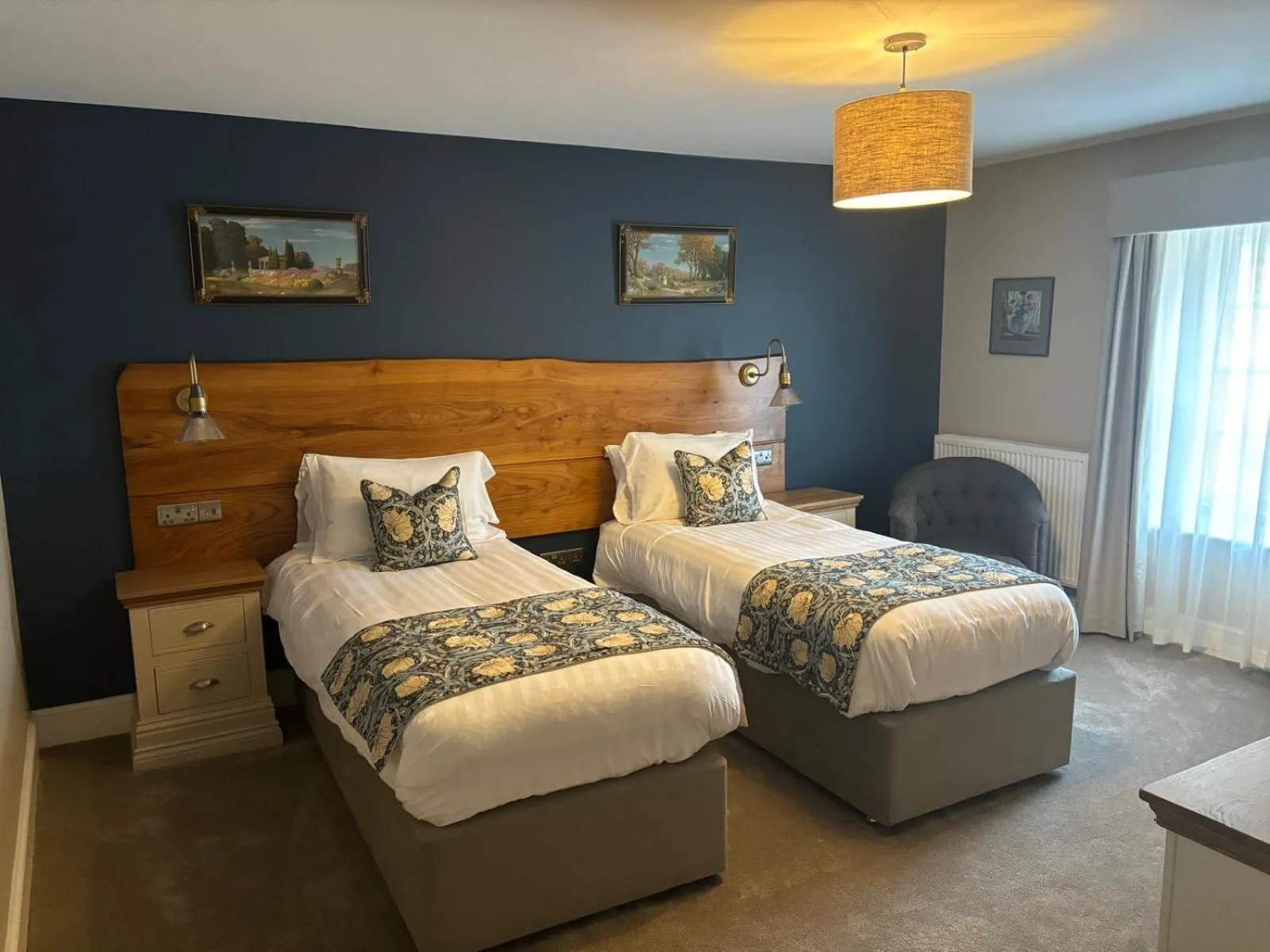 Bed in The Castle Coaching Inn