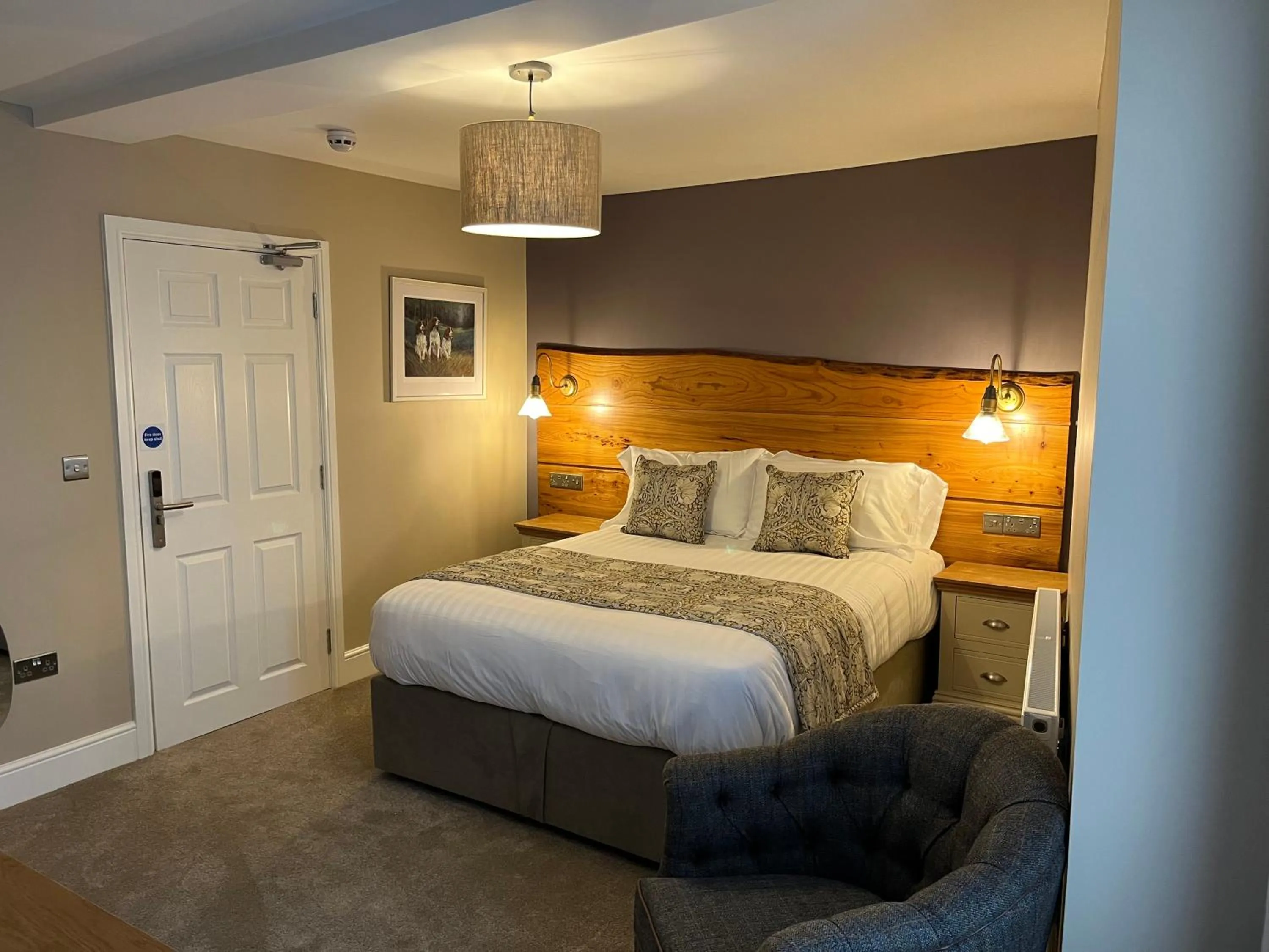 Bedroom, Bed in The Castle Coaching Inn