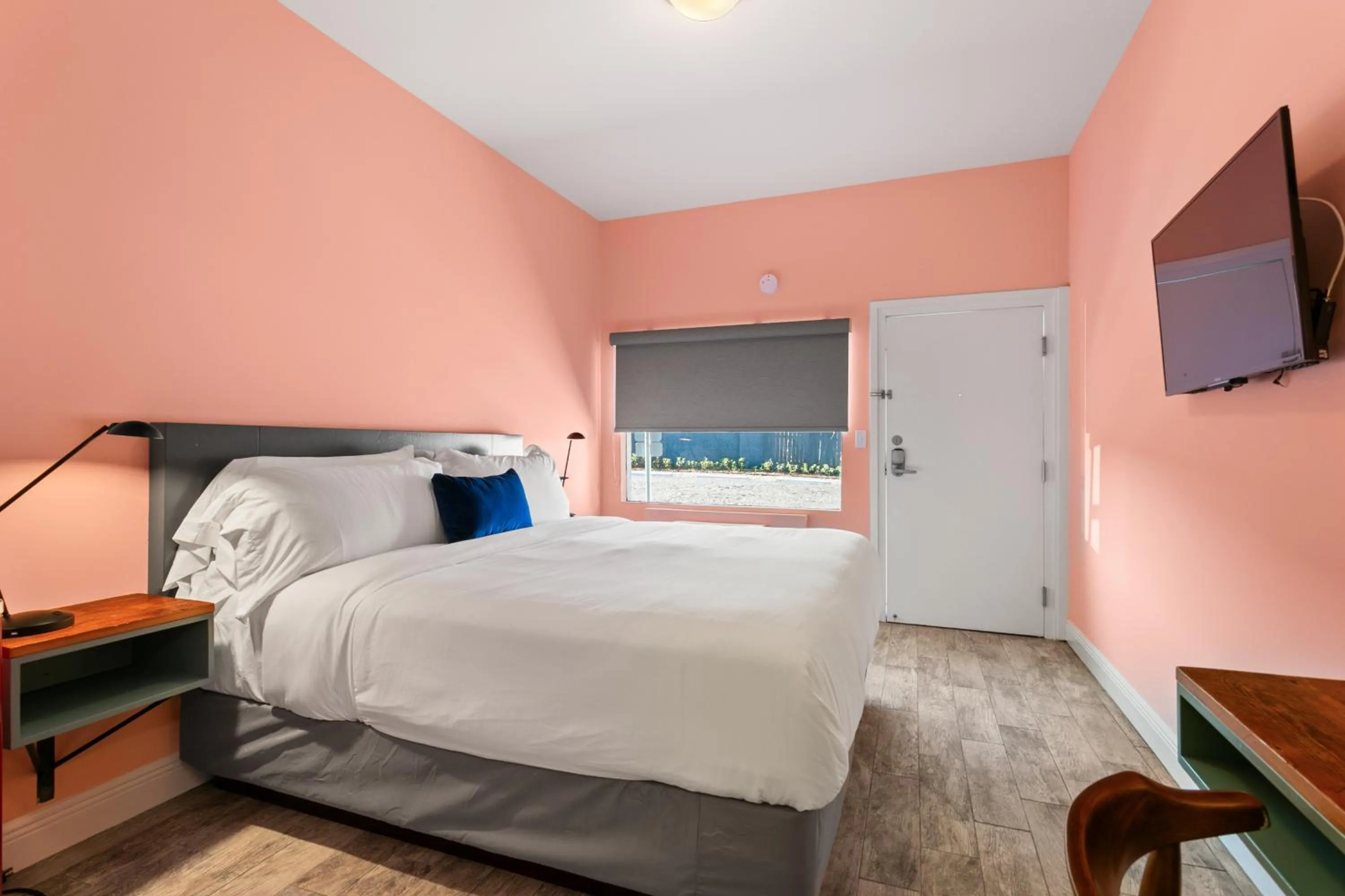 Bed in The Iris Motel