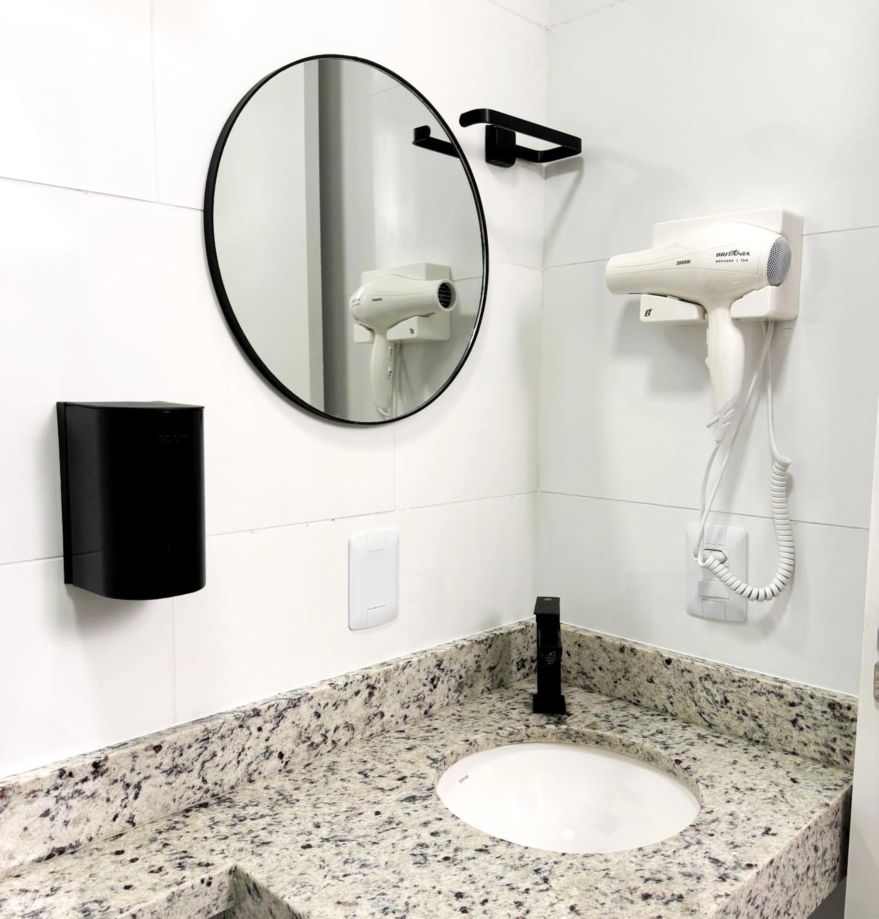 Bathroom in Hotel São José