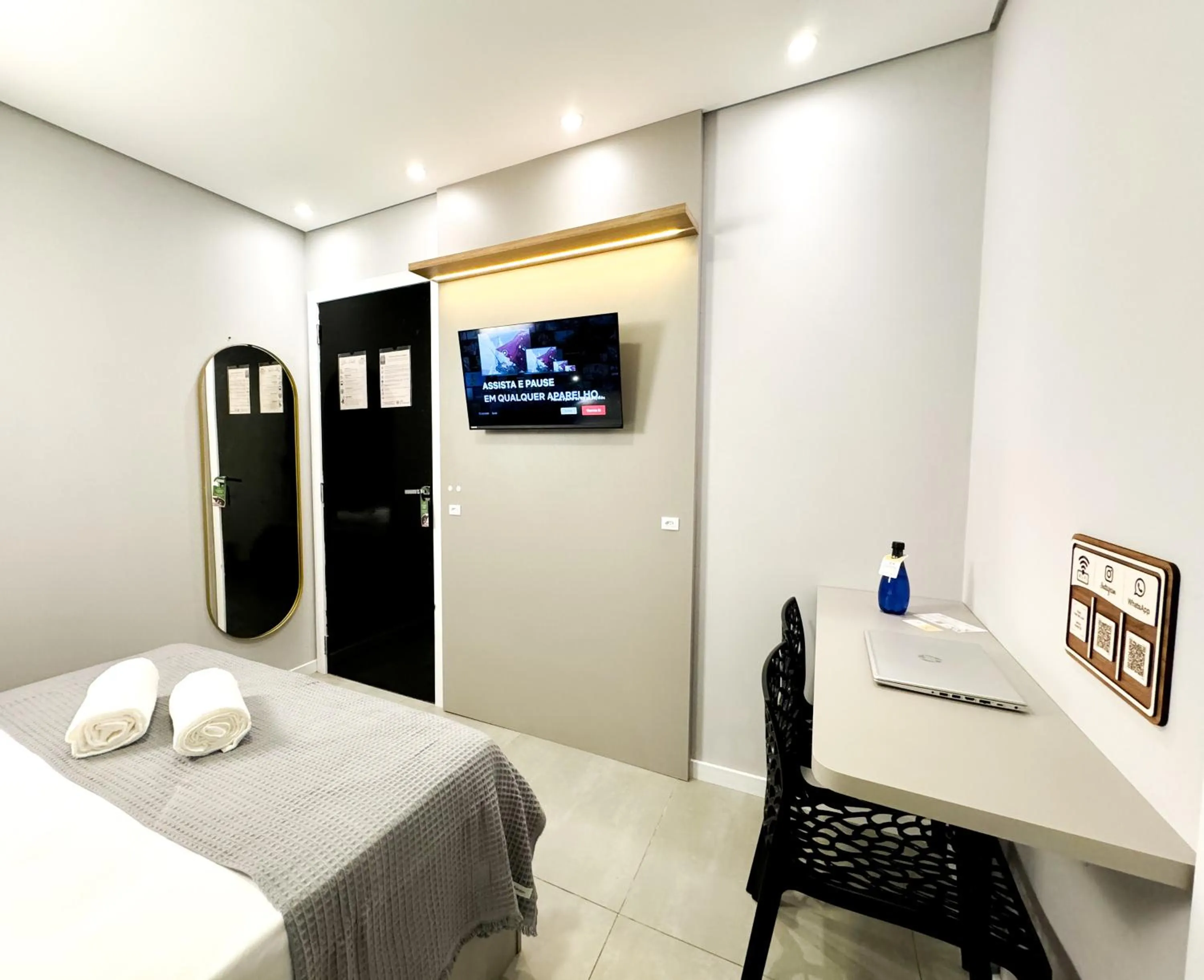 Dining area, Bed in Hotel São José