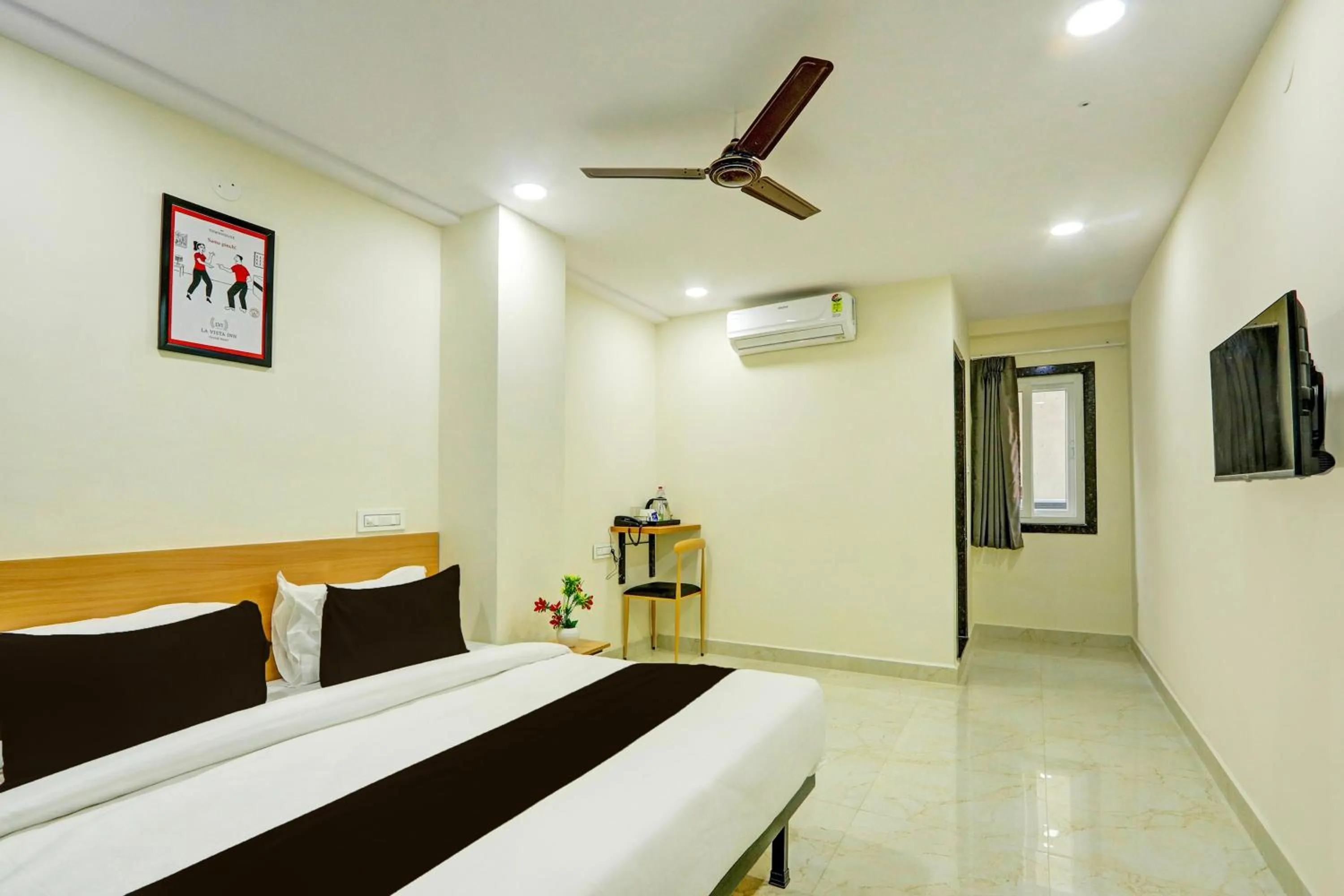 Bedroom, Bed in Super Townhouse La Vista Inn Grand Hotel