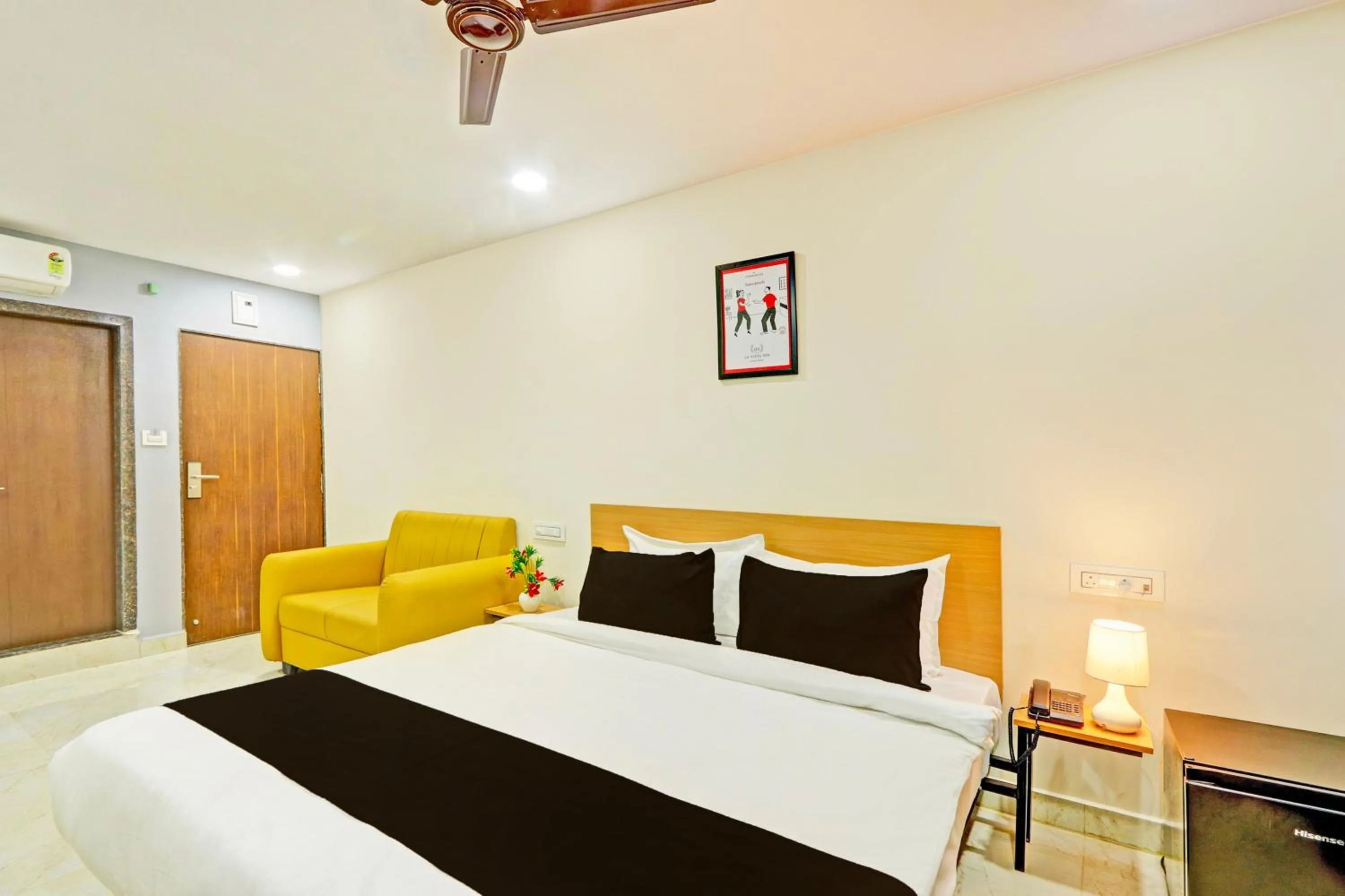 Bedroom, Bed in Townhouse La Vista Inn Grand Hotel