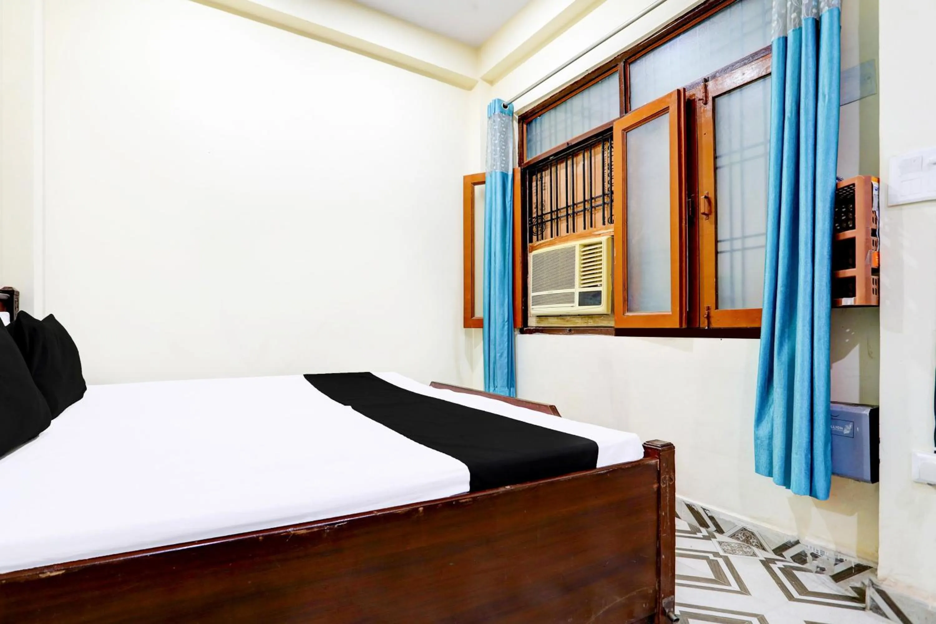 Bedroom, Bed in Hotel O Suryawanshi