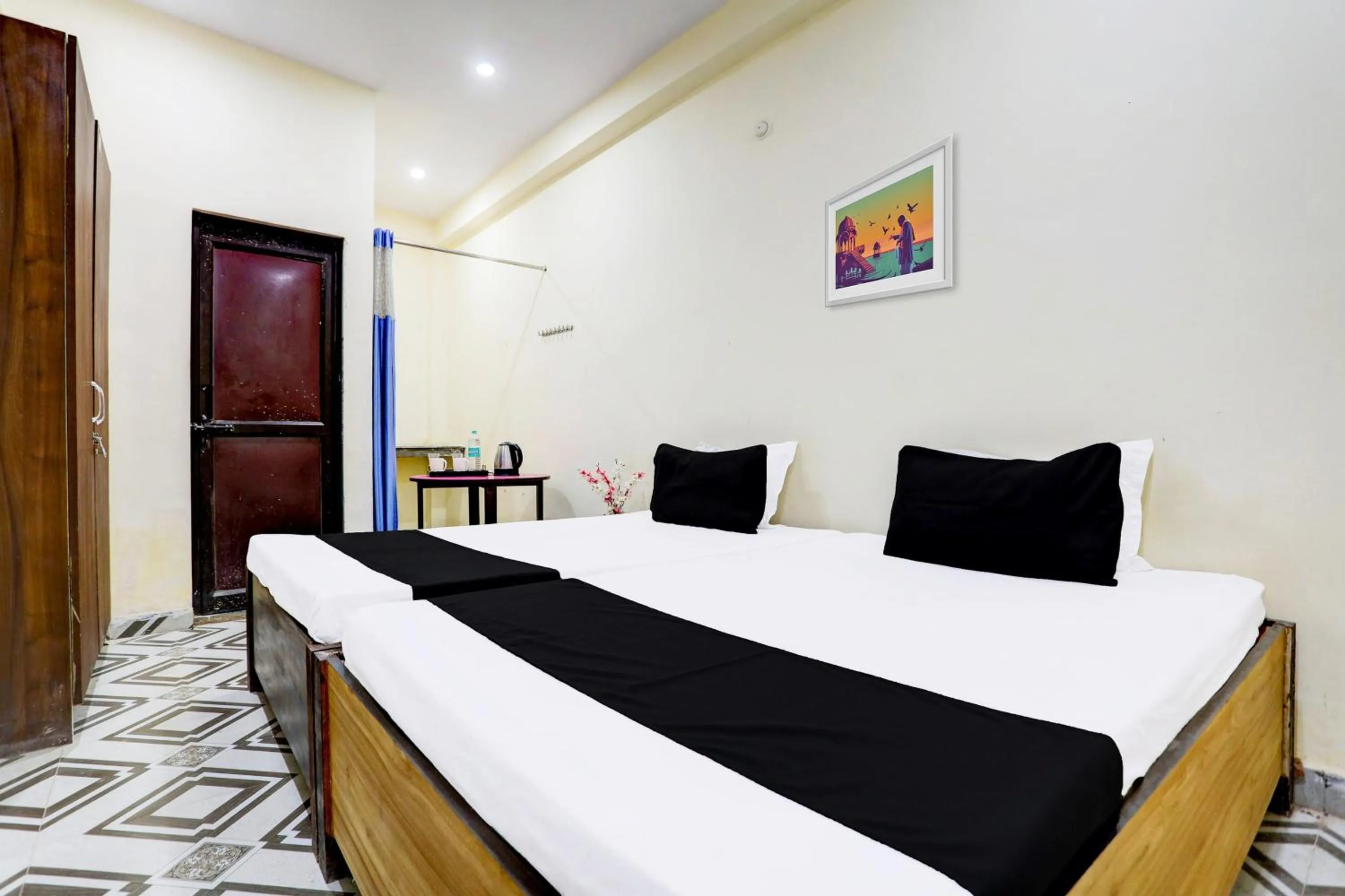 Bedroom, Bed in Hotel O Suryawanshi