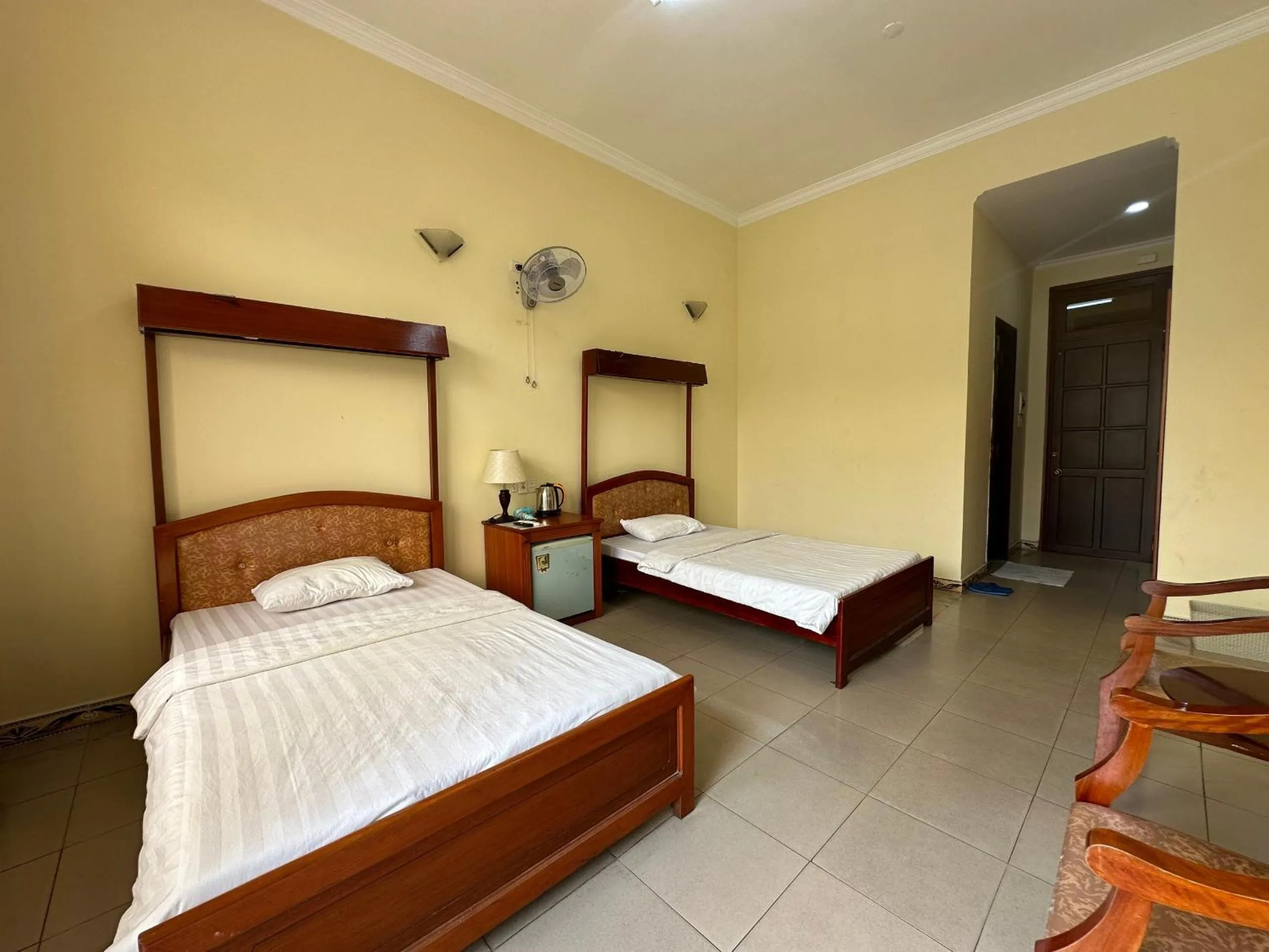 Bedroom, Bed in OYO 1246 Nha Khach Cuc Hau Can