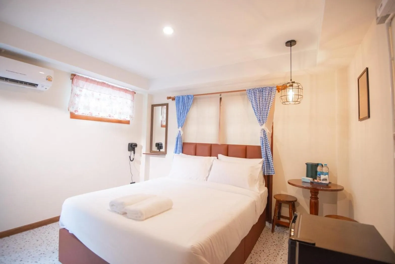 Bed in JB Home Bangkok - Victory monument