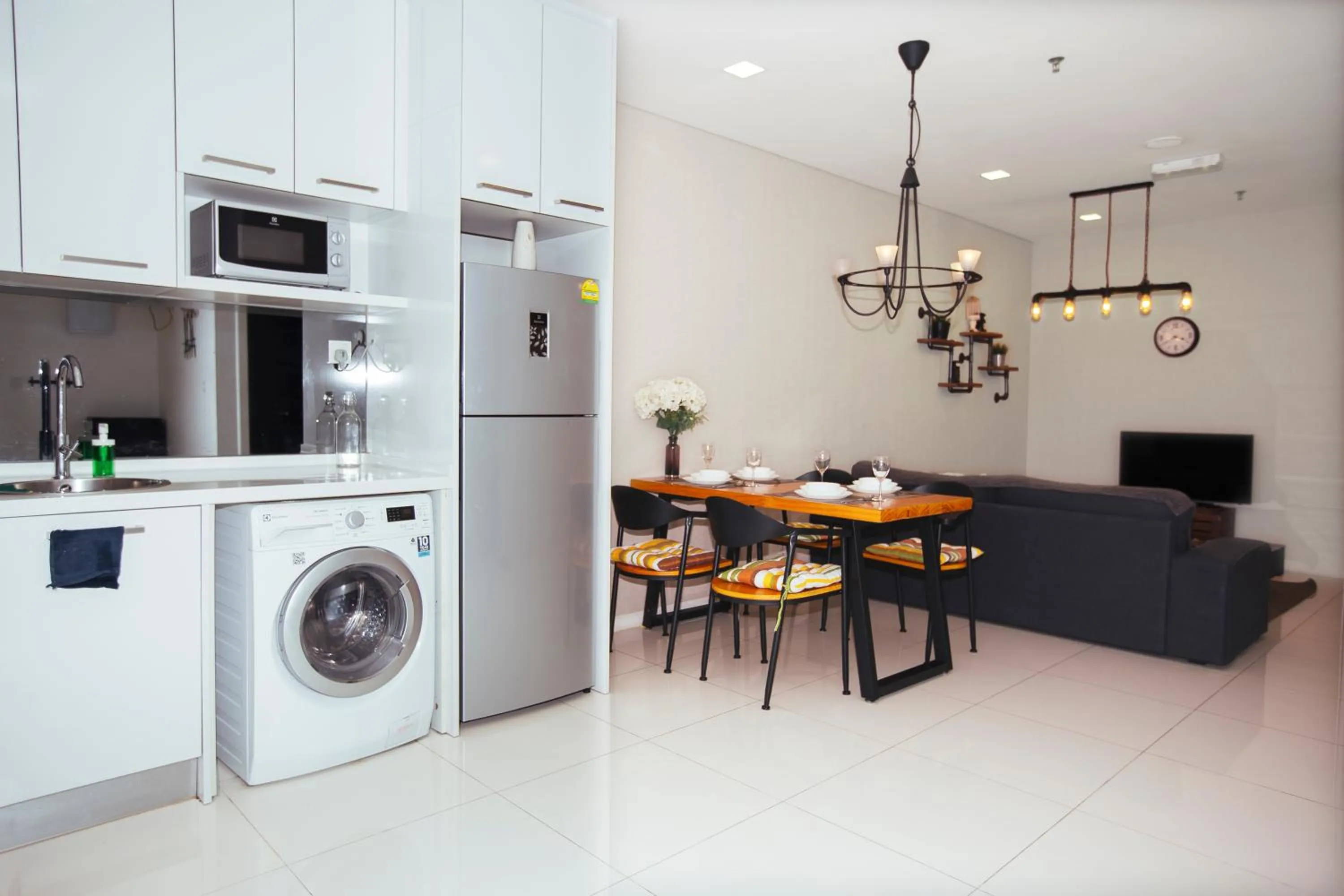 Kitchen or kitchenette in Summer Suites KLCC by apartx