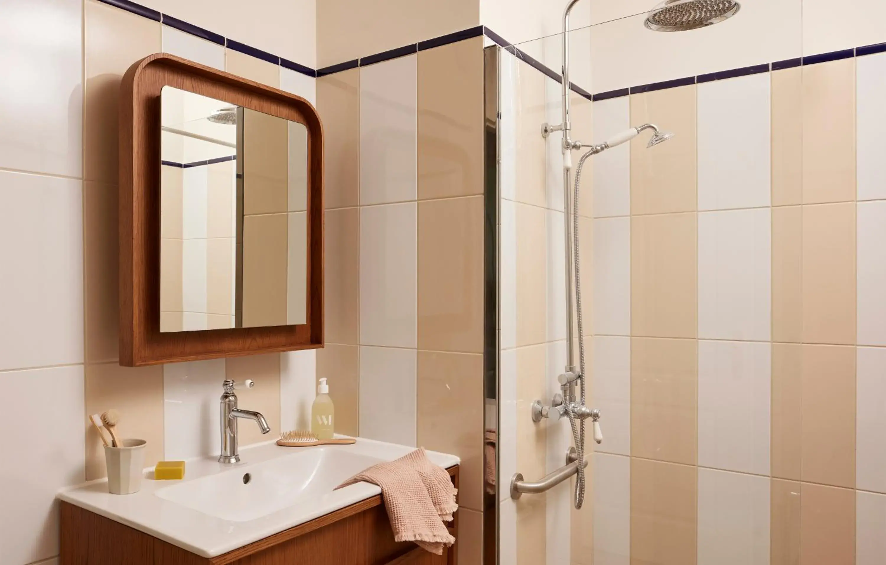 One-Bedroom Apartment in Appart Hotel Paris Levallois Maurice Ravel One-Bedroom Apartment in Appart Hotel Paris Levallois Maurice Ravel