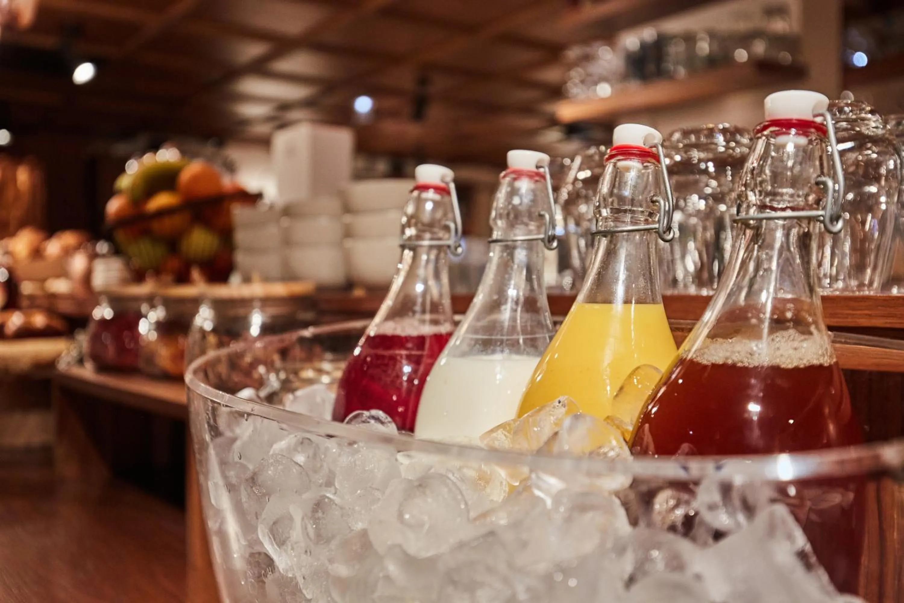 Breakfast in Appart Hotel Paris Levallois Maurice Ravel