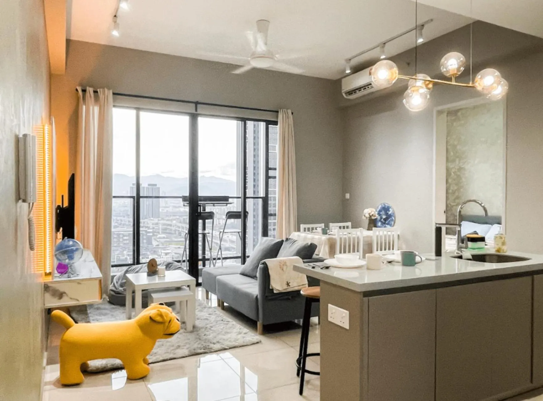 Balcony/Terrace, Bed in Trion Kuala Lumpur