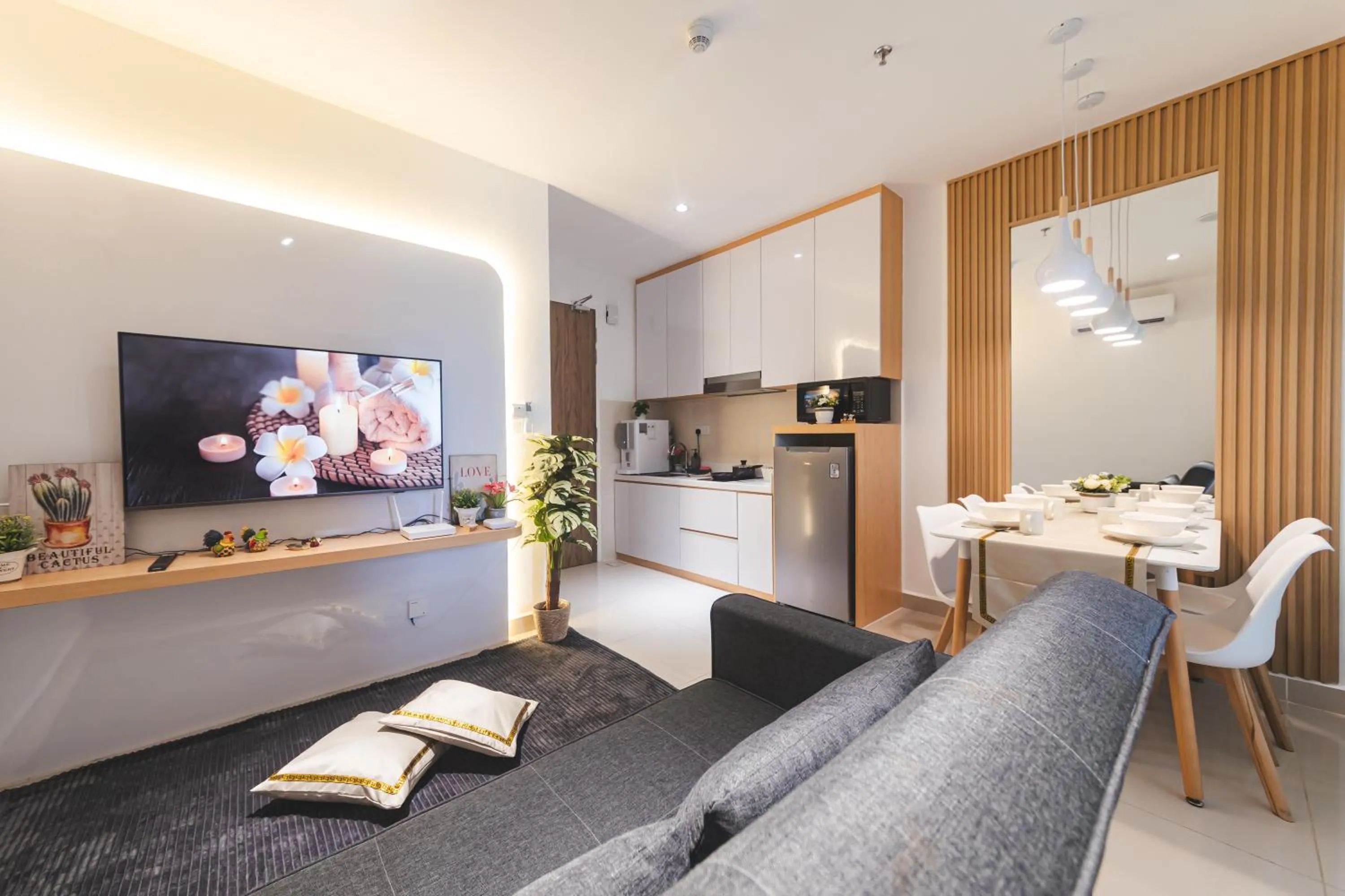 Beautiful Seaview Suites at The Shore Kota Kinabalu