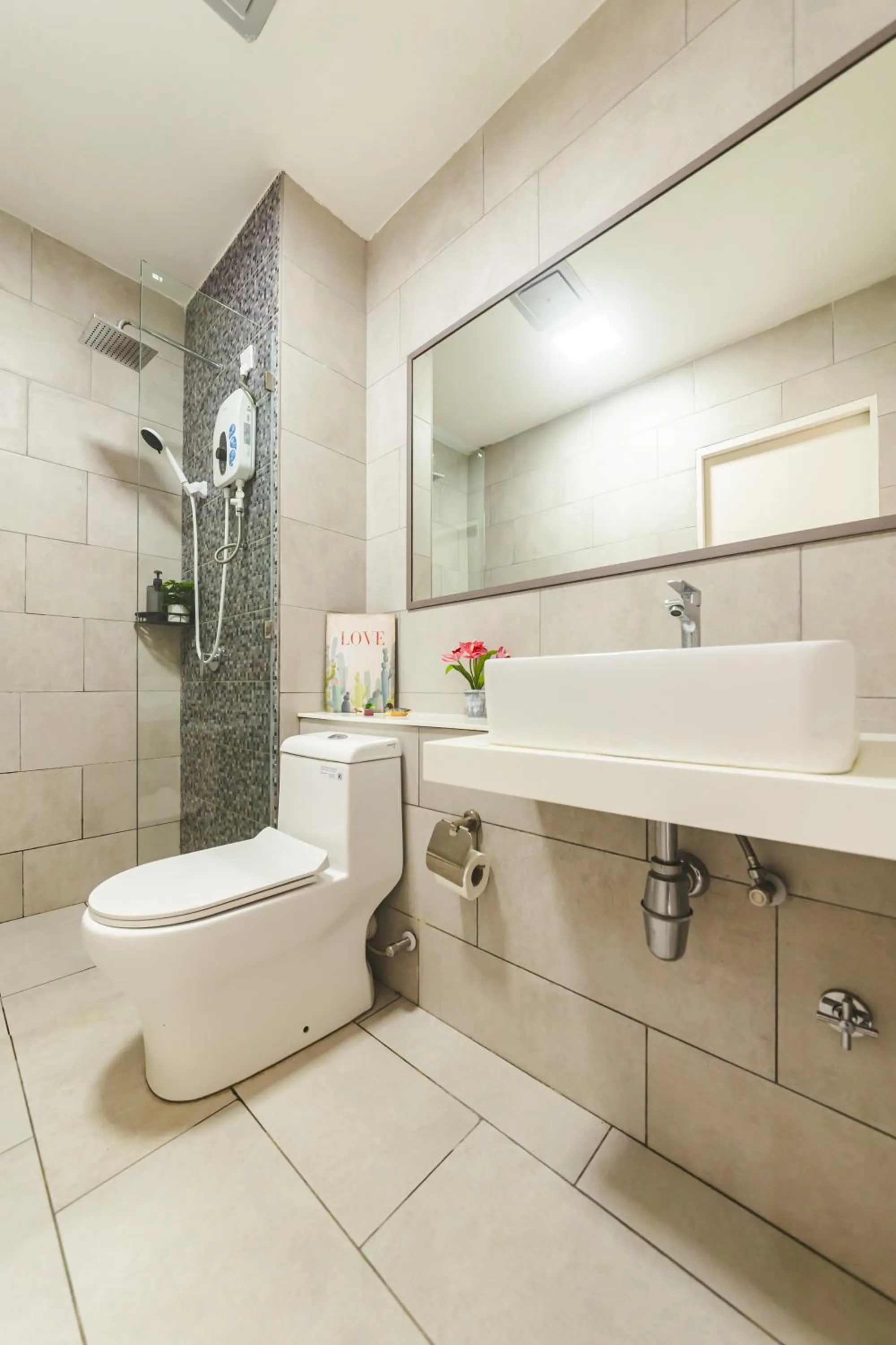 Beautiful Seaview Suites at The Shore Kota Kinabalu