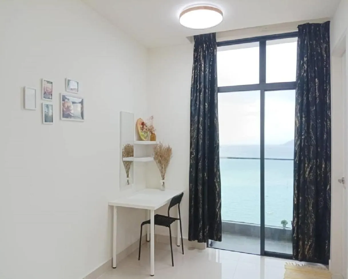 Beautiful Seaview Suites at The Shore Kota Kinabalu